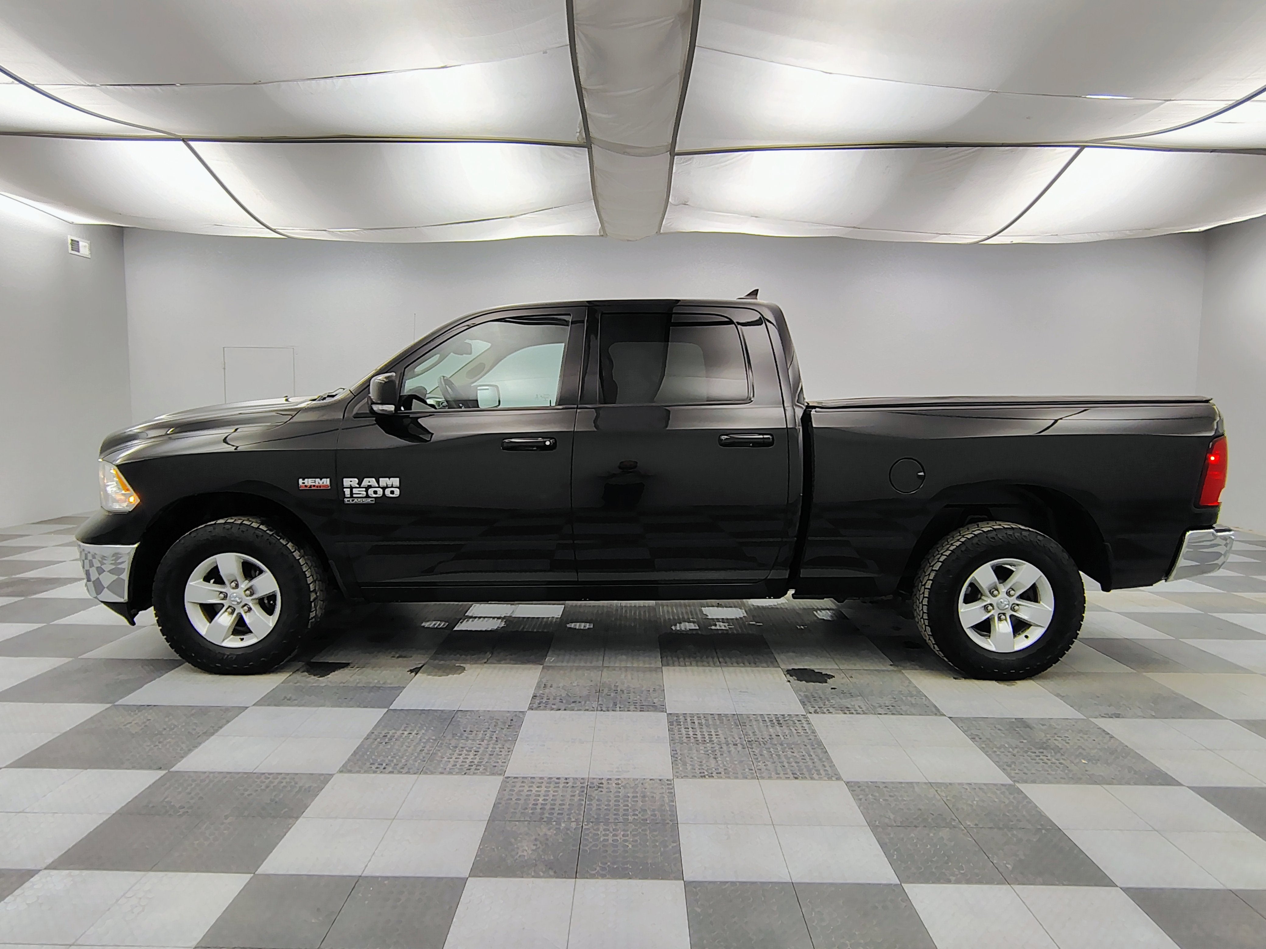 2019 RAM 1500 Classic SLT