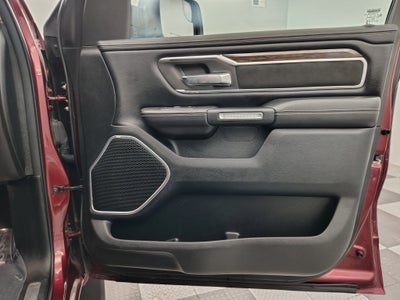 2020 RAM 1500 Laramie Crew Cab 4x4 5'7' Box