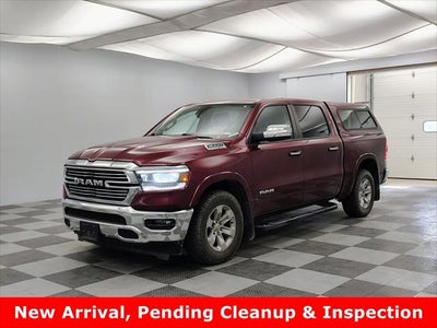 2020 RAM 1500 Laramie Crew Cab 4x4 5'7' Box