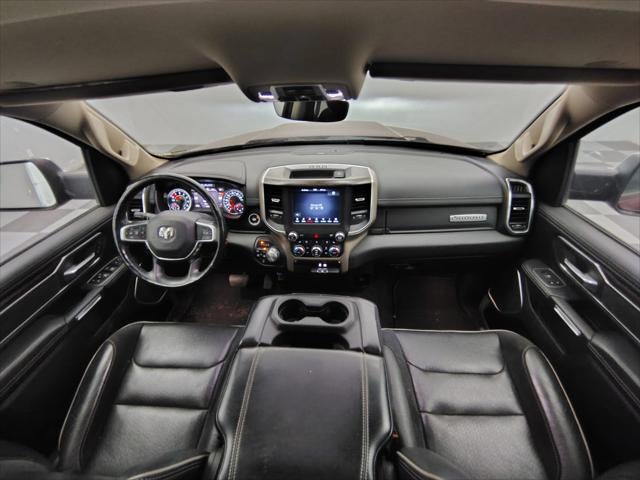 2020 RAM 1500 Laramie Crew Cab 4x4 5'7' Box