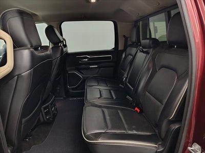 2020 RAM 1500 Laramie Crew Cab 4x4 5'7' Box