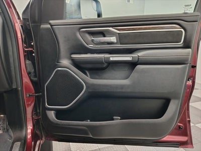 2020 RAM 1500 Laramie Crew Cab 4x4 5'7' Box