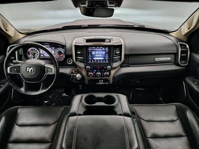 2020 RAM 1500 Laramie Crew Cab 4x4 5'7' Box