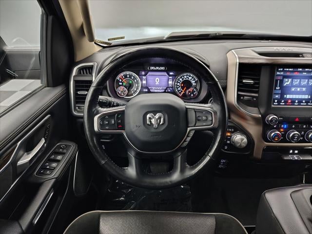 2020 RAM 1500 Laramie Crew Cab 4x4 5'7' Box