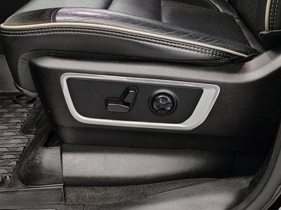 2020 RAM 1500 Laramie Crew Cab 4x4 5'7' Box