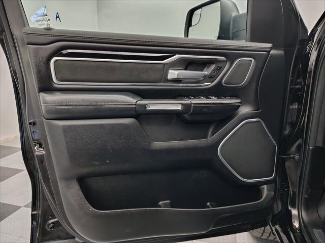 2020 RAM 1500 Laramie Crew Cab 4x4 5'7' Box