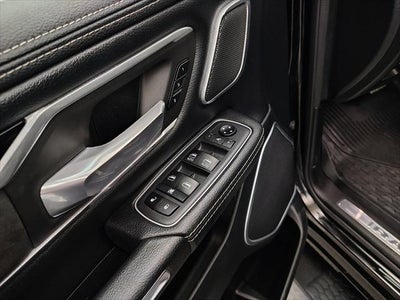 2020 RAM 1500 Laramie Crew Cab 4x4 5'7' Box