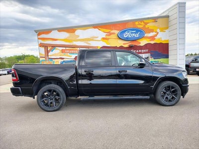 2020 RAM 1500 Laramie Crew Cab 4x4 5'7' Box