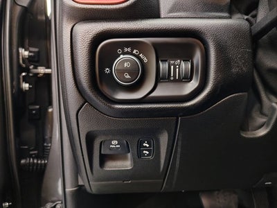 2019 RAM 1500 Rebel Crew Cab 4x4 5'7' Box