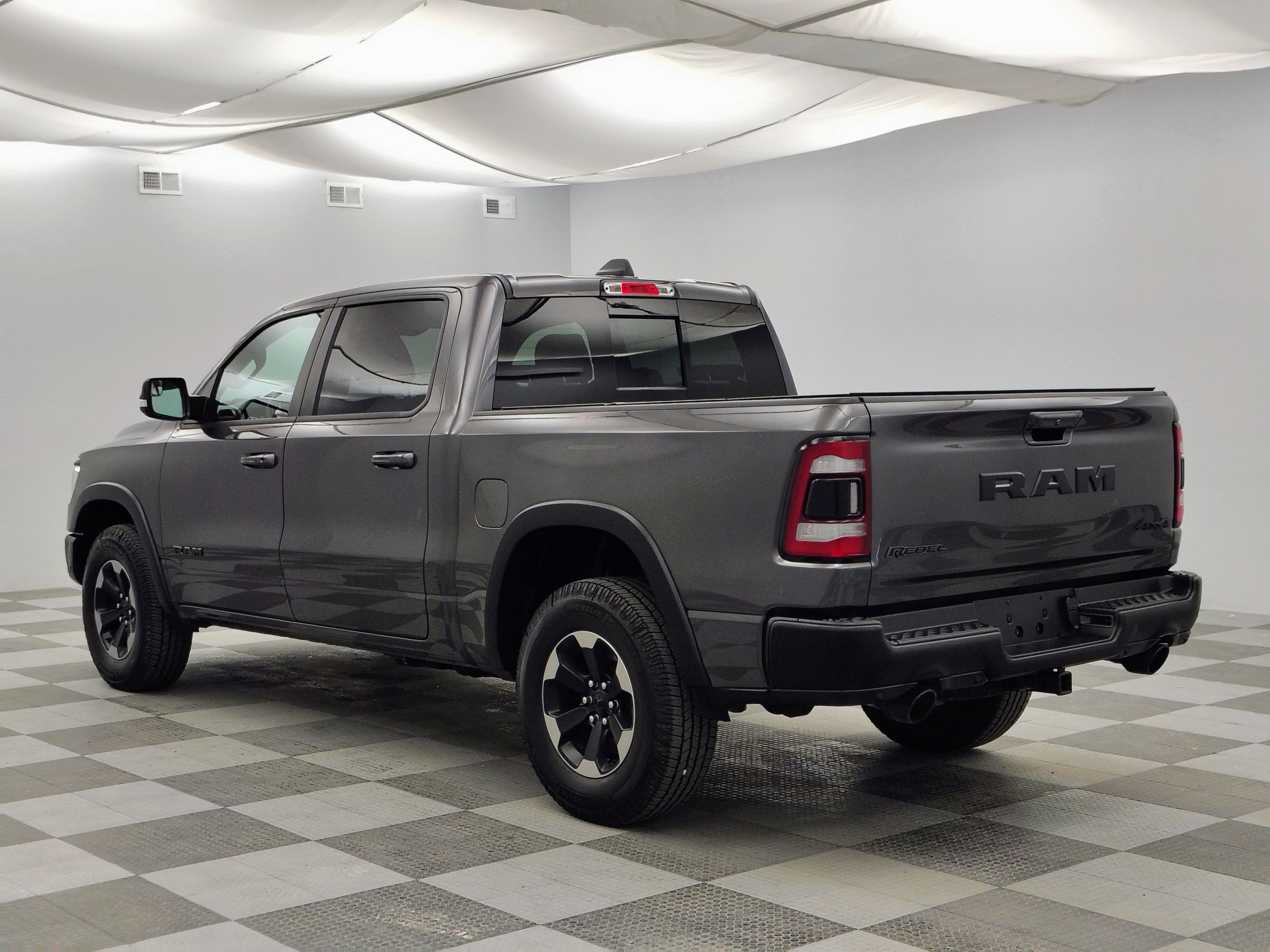 2019 RAM 1500 Rebel Crew Cab 4x4 5'7' Box
