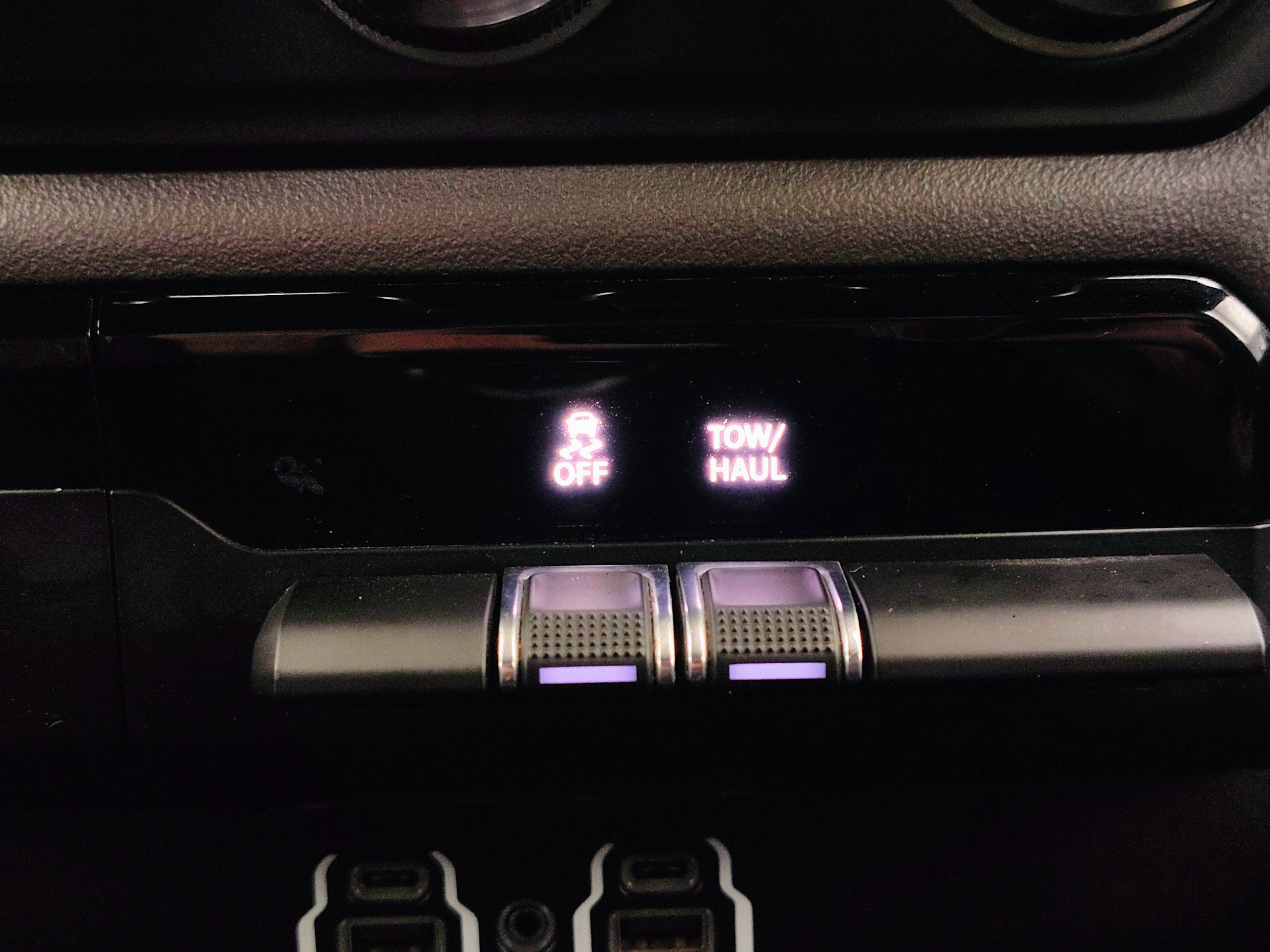 2021 RAM 1500 Rebel Crew Cab 4x4 5'7' Box