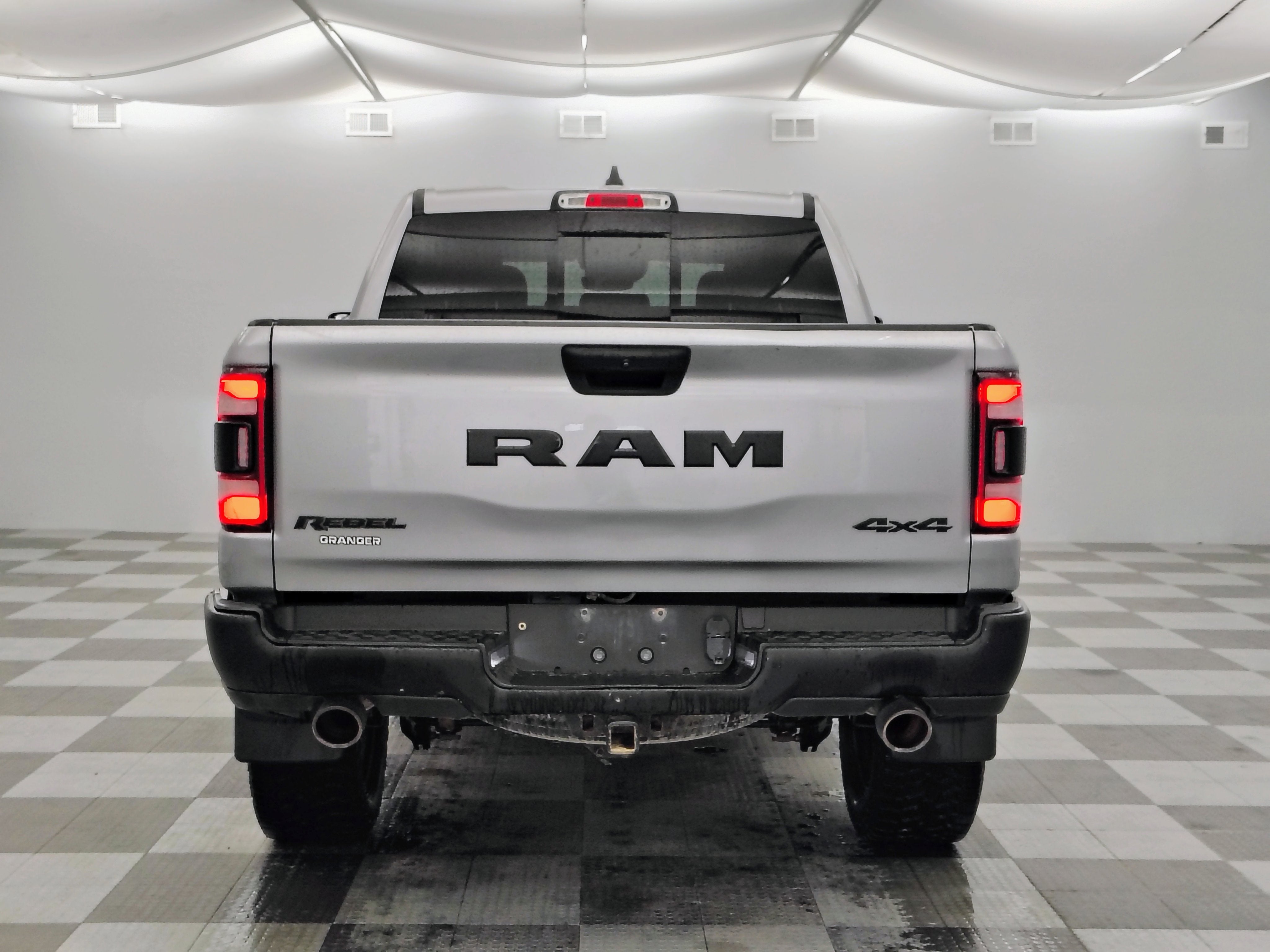 2021 RAM 1500 Rebel Crew Cab 4x4 5'7' Box