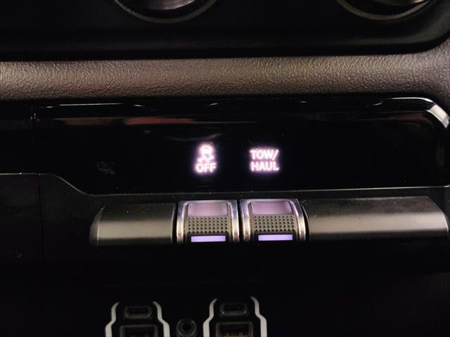 2021 RAM 1500 Rebel Crew Cab 4x4 5'7' Box