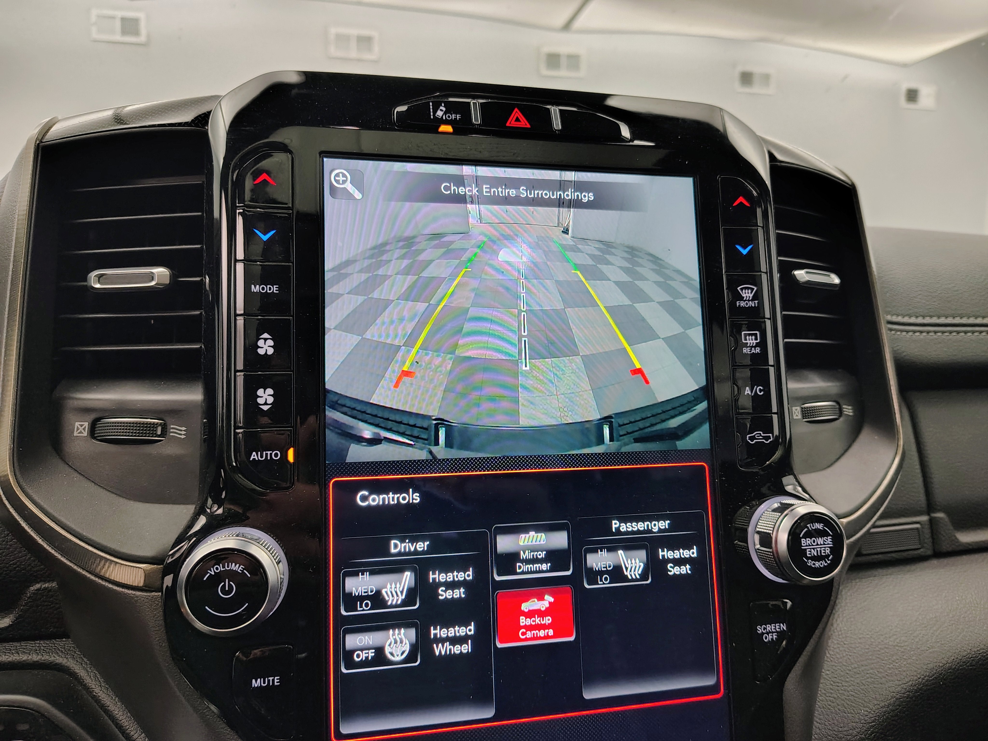 2020 RAM 1500 Rebel Crew Cab 4x4 5'7' Box