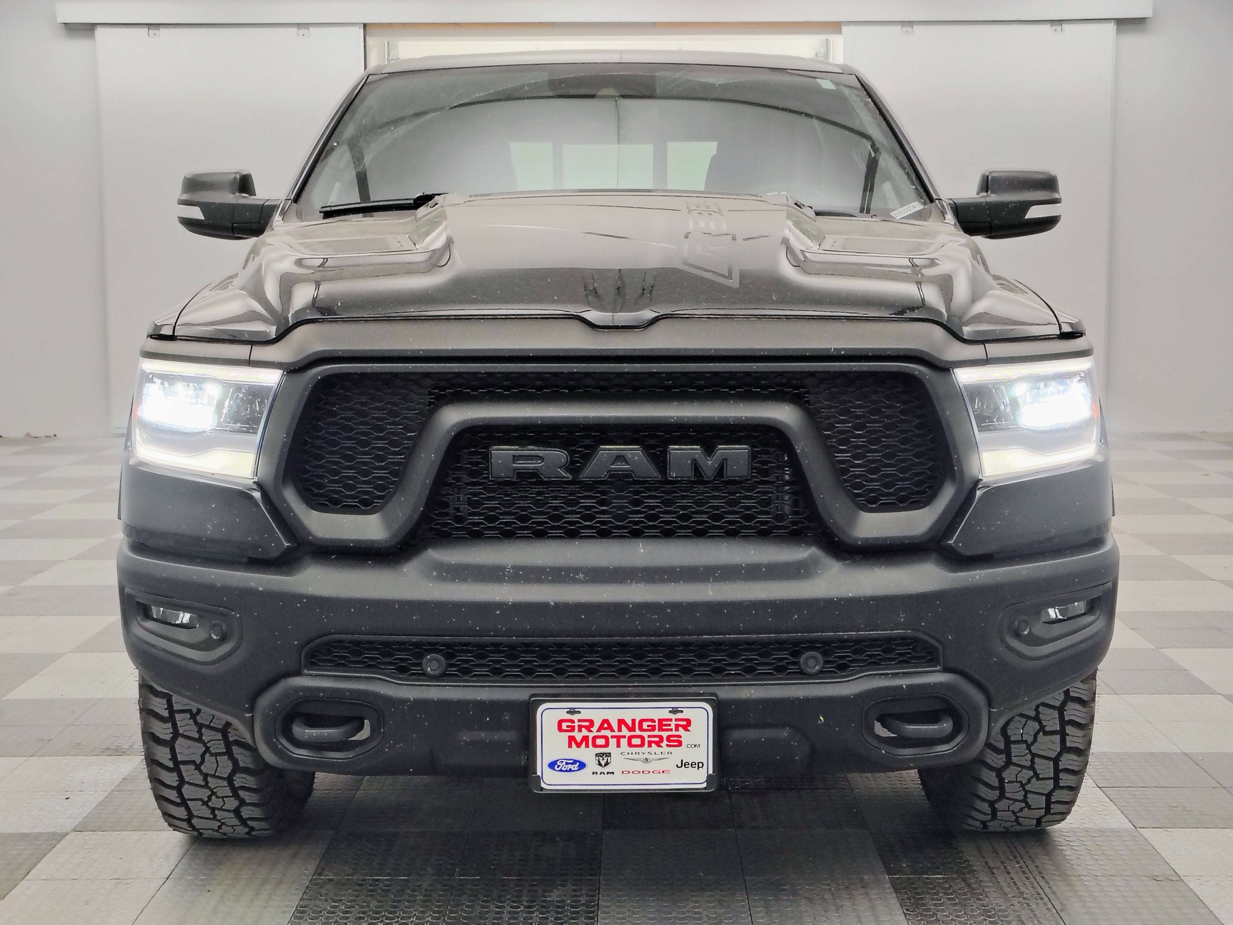 2020 RAM 1500 Rebel Crew Cab 4x4 5'7' Box