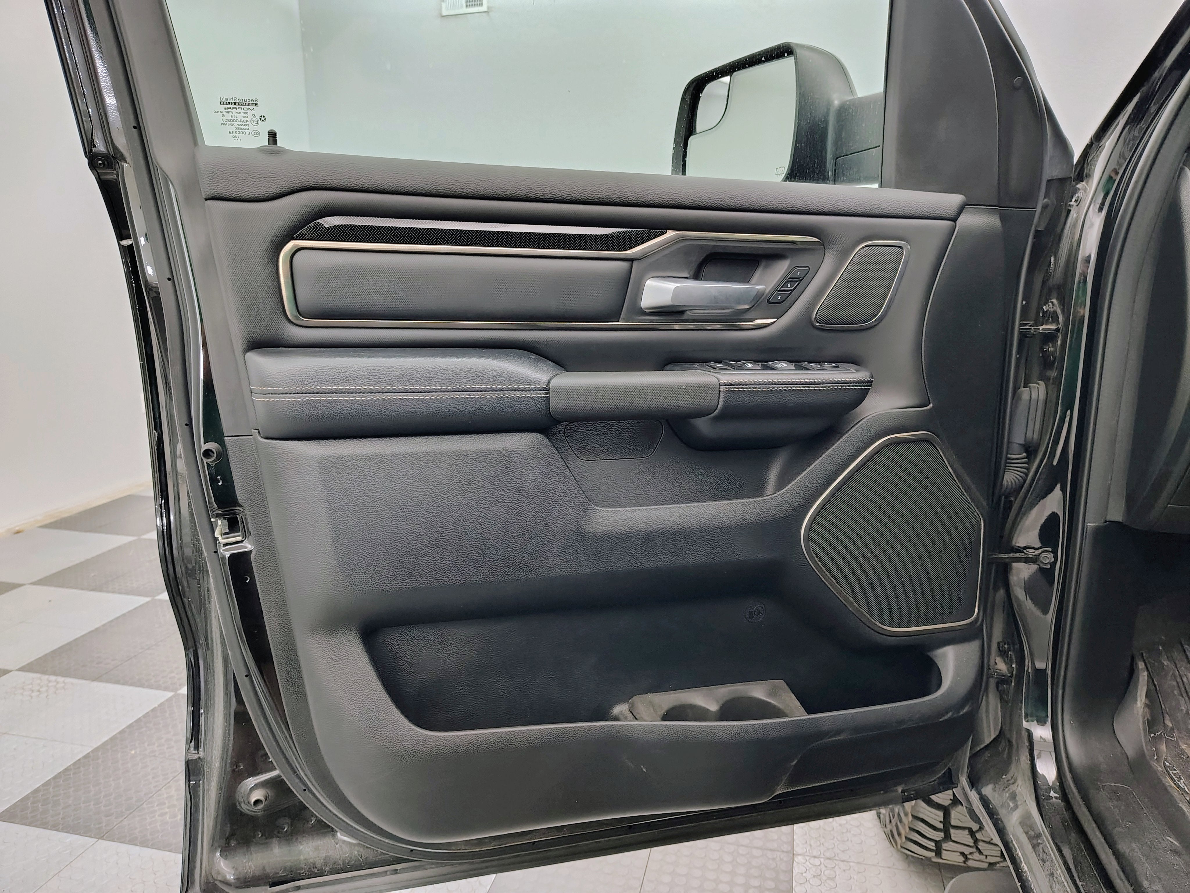 2020 RAM 1500 Rebel Crew Cab 4x4 5'7' Box