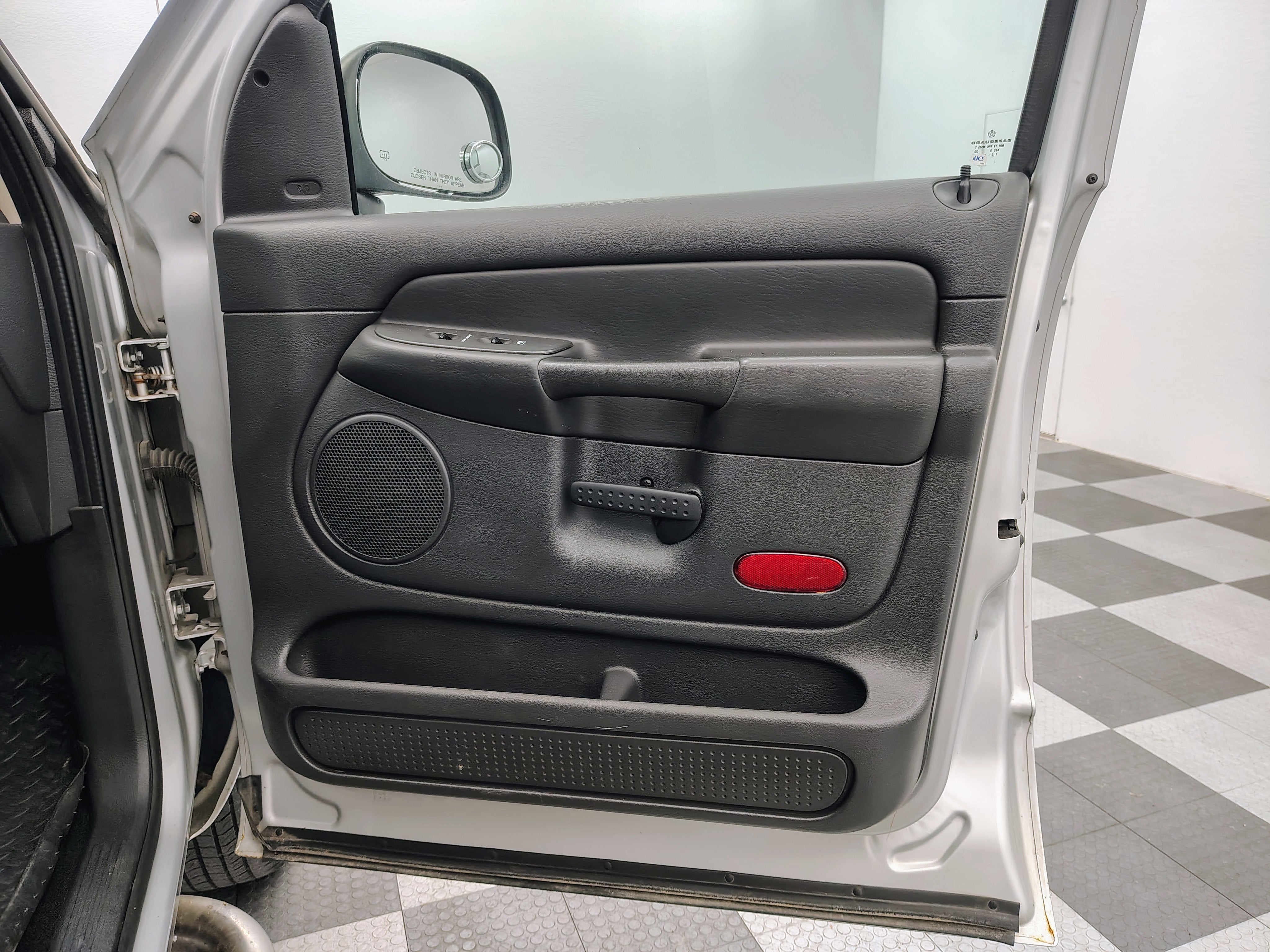 2005 Dodge Ram 1500 SLT