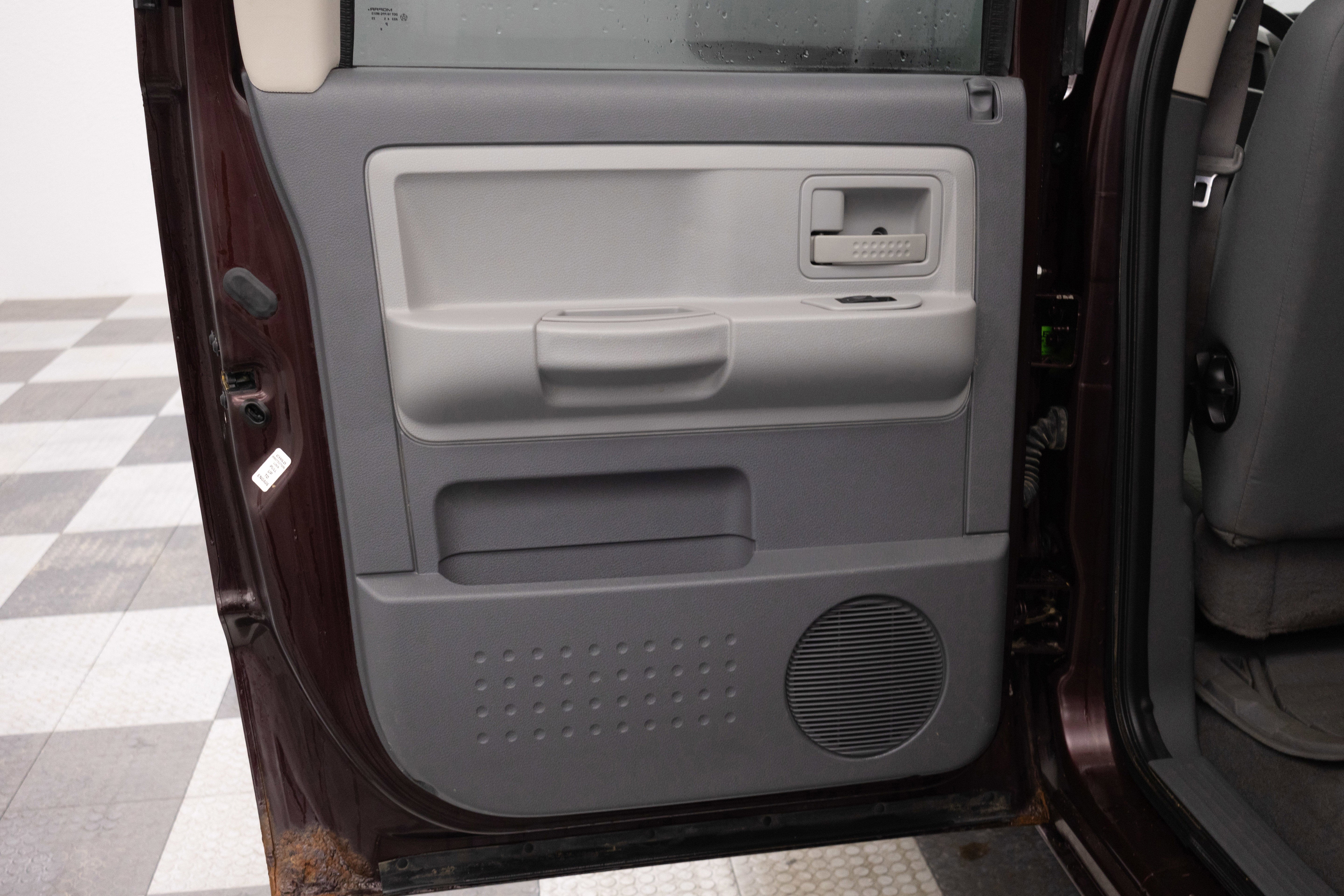 2005 Dodge Dakota SLT