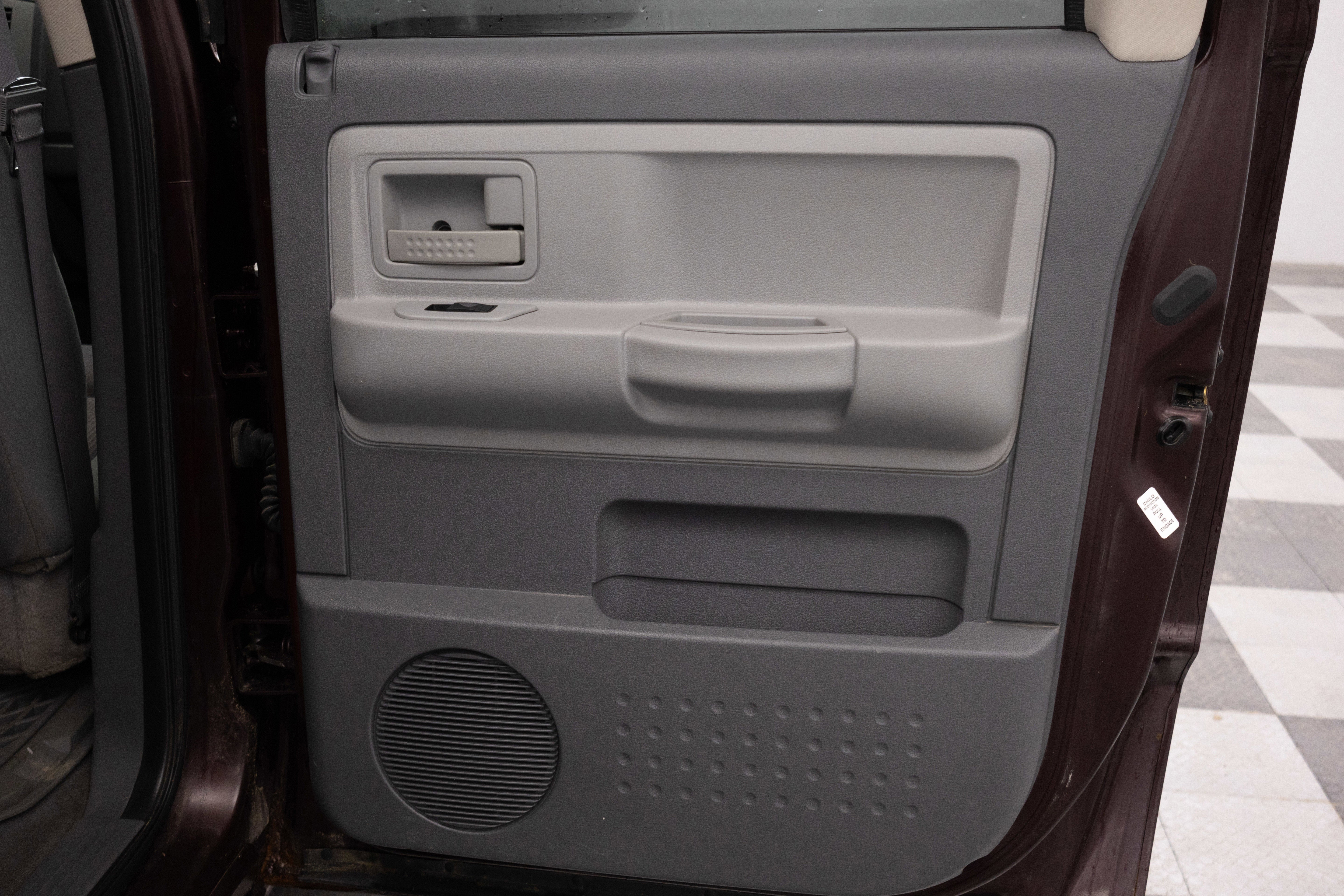 2005 Dodge Dakota SLT