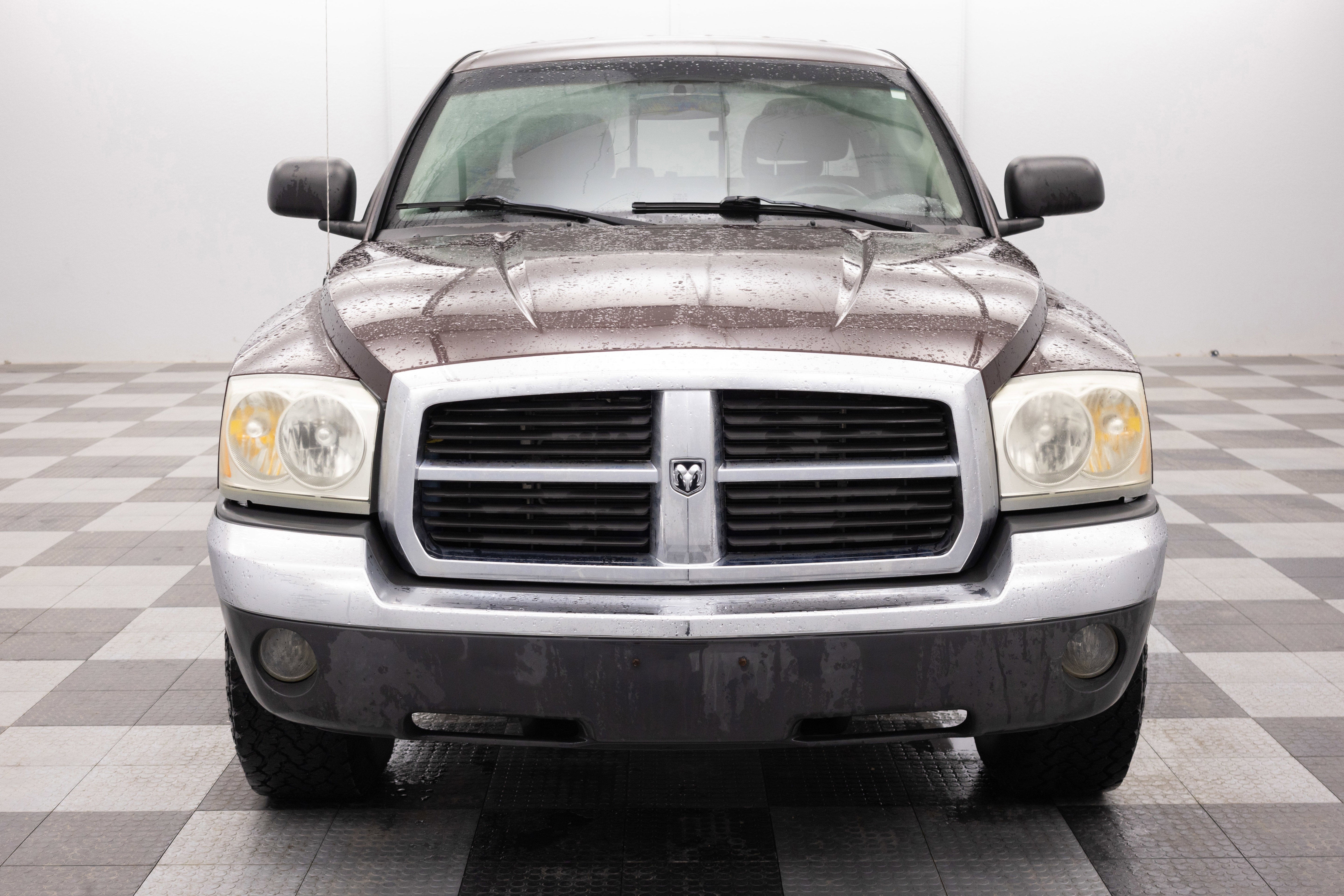 2005 Dodge Dakota SLT