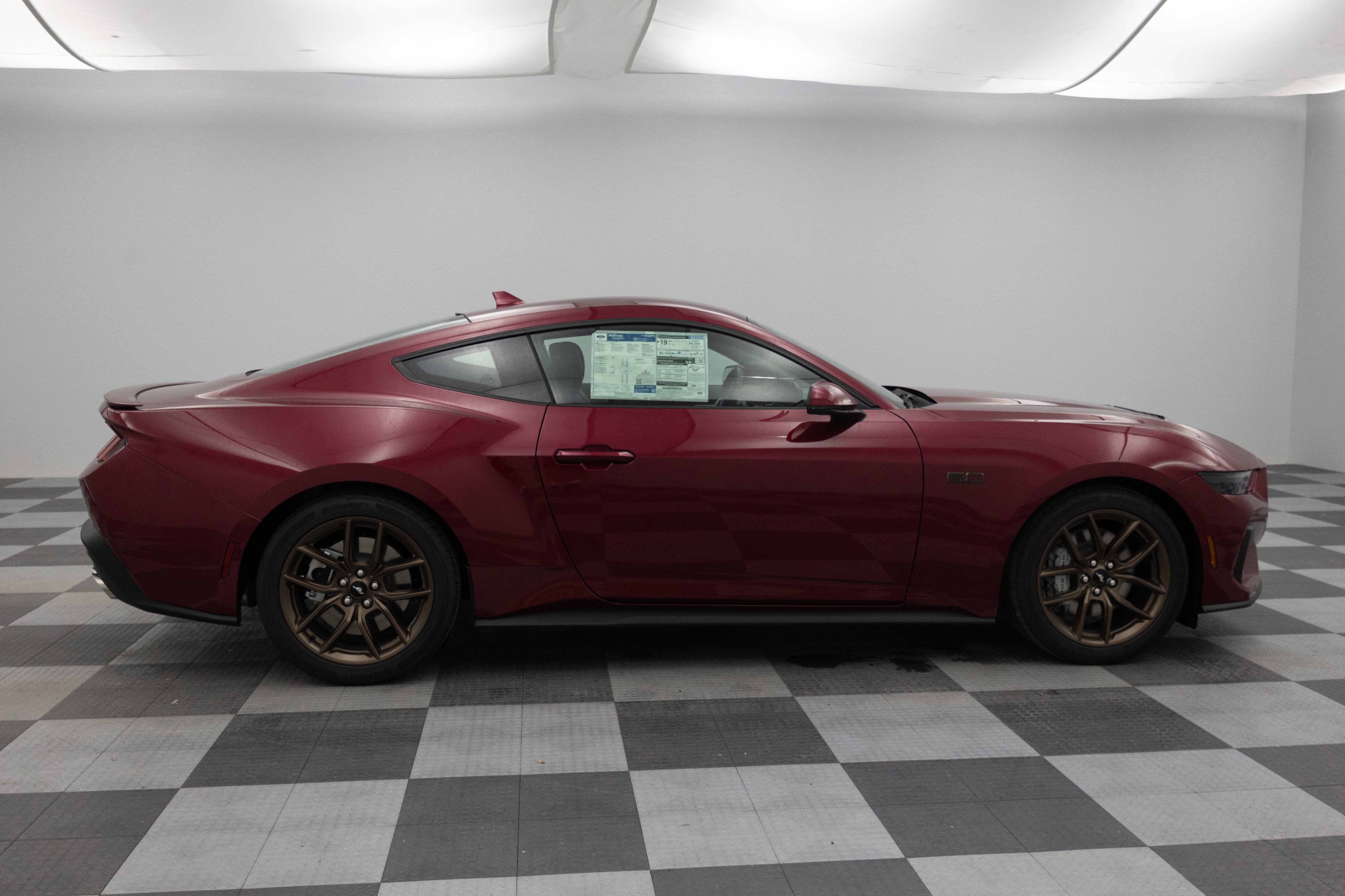 2025 Ford Mustang GT Premium