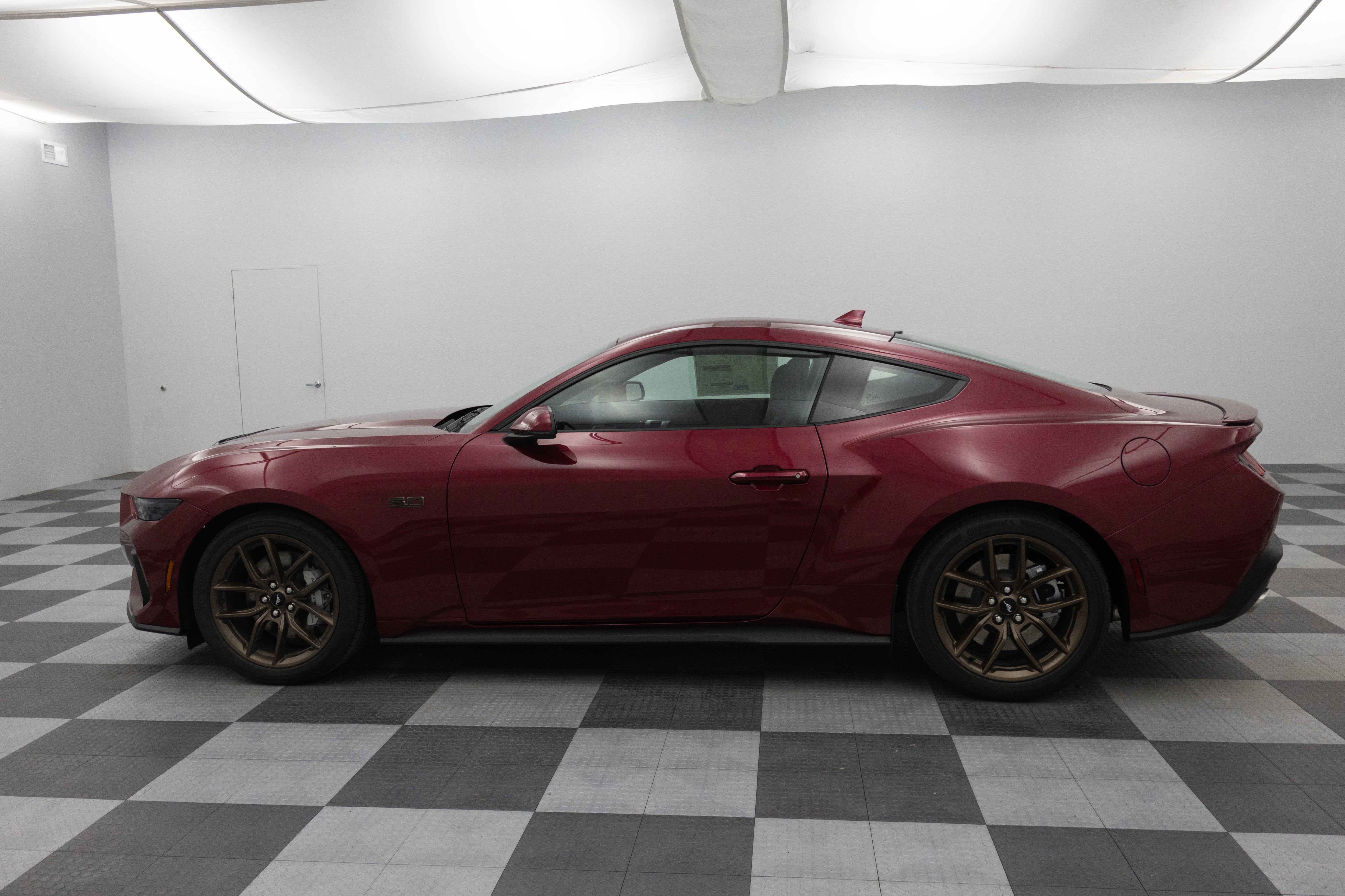 2025 Ford Mustang GT Premium