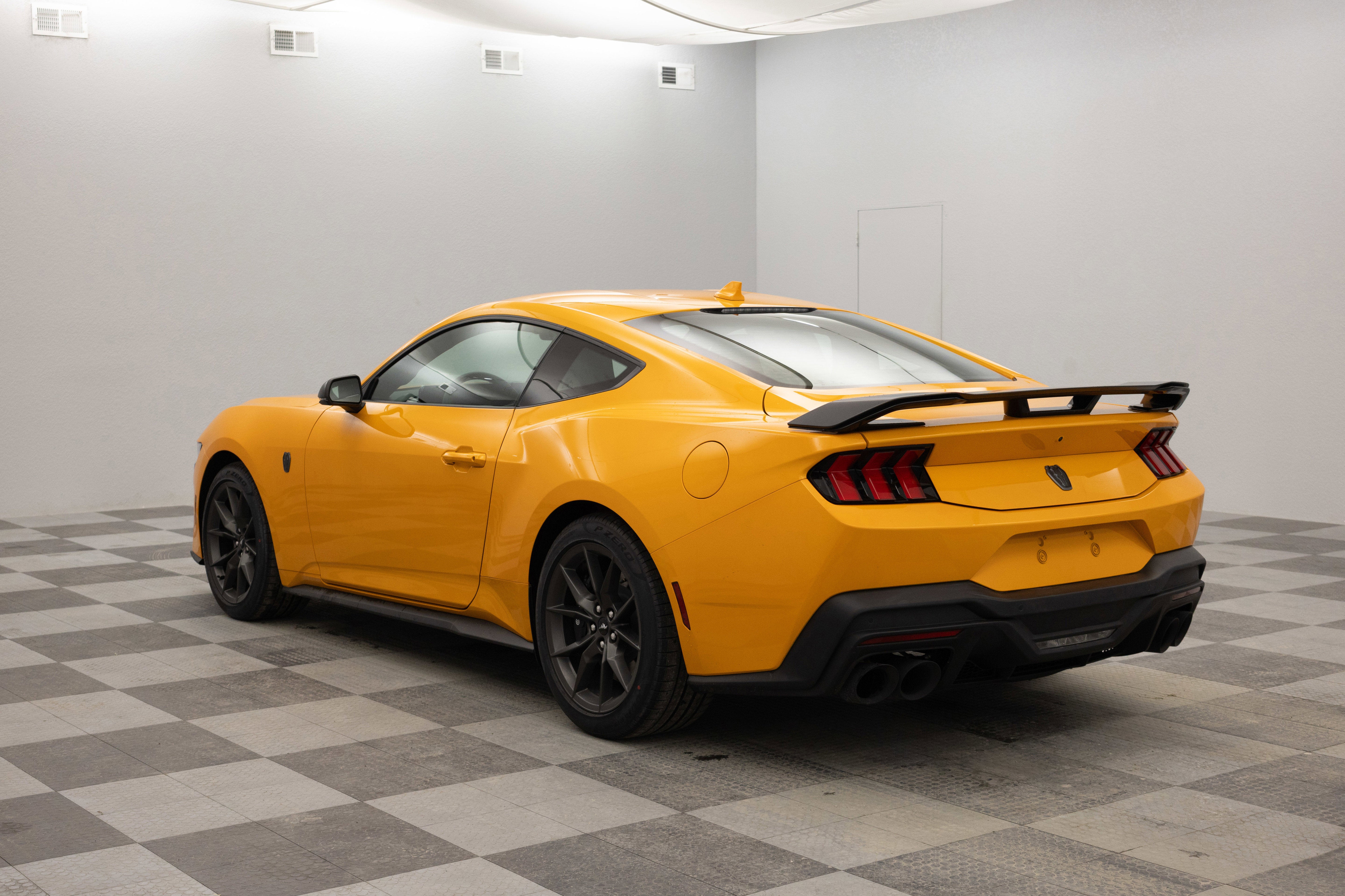 2026 Ford Mustang Dark Horse