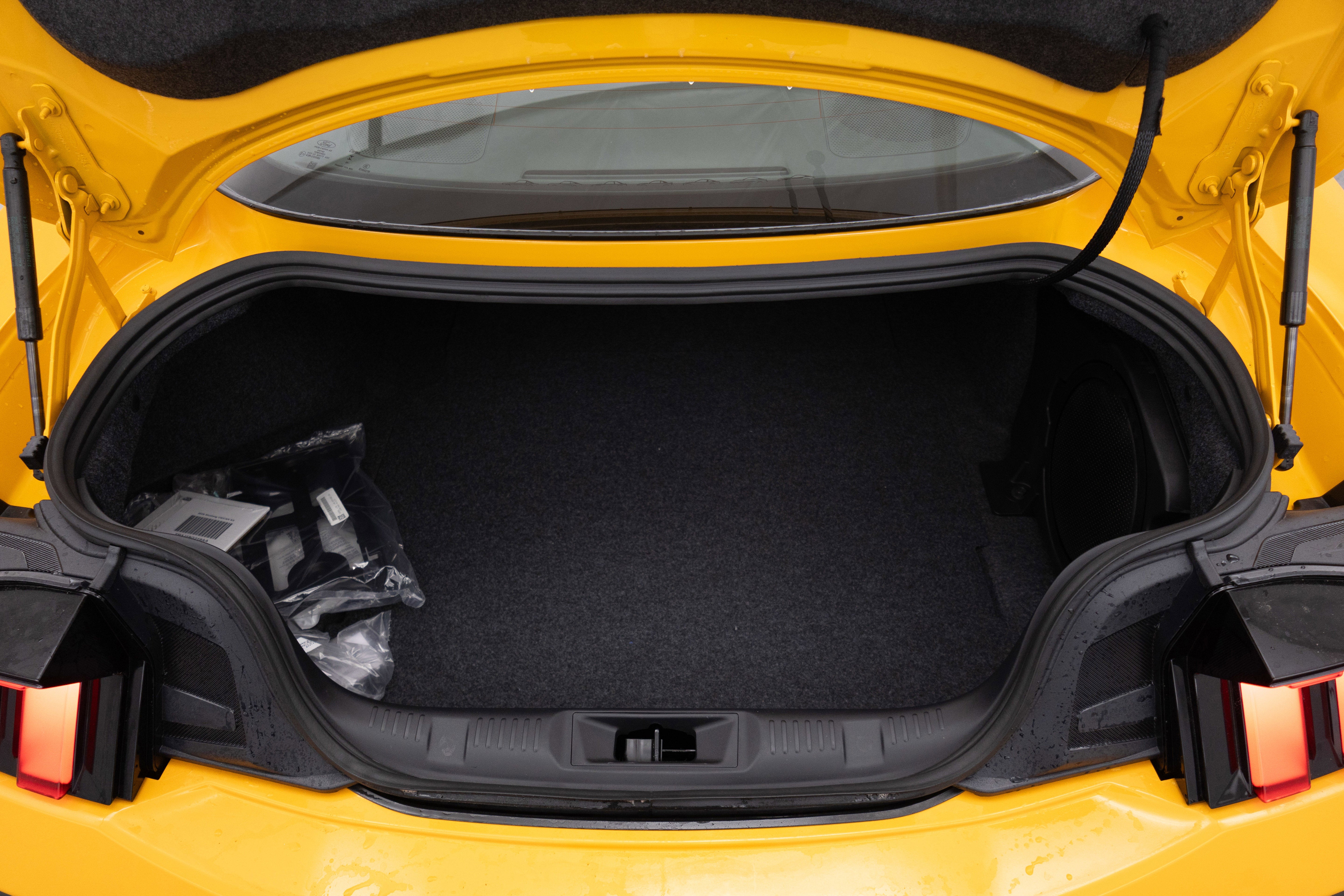 2026 Ford Mustang Dark Horse