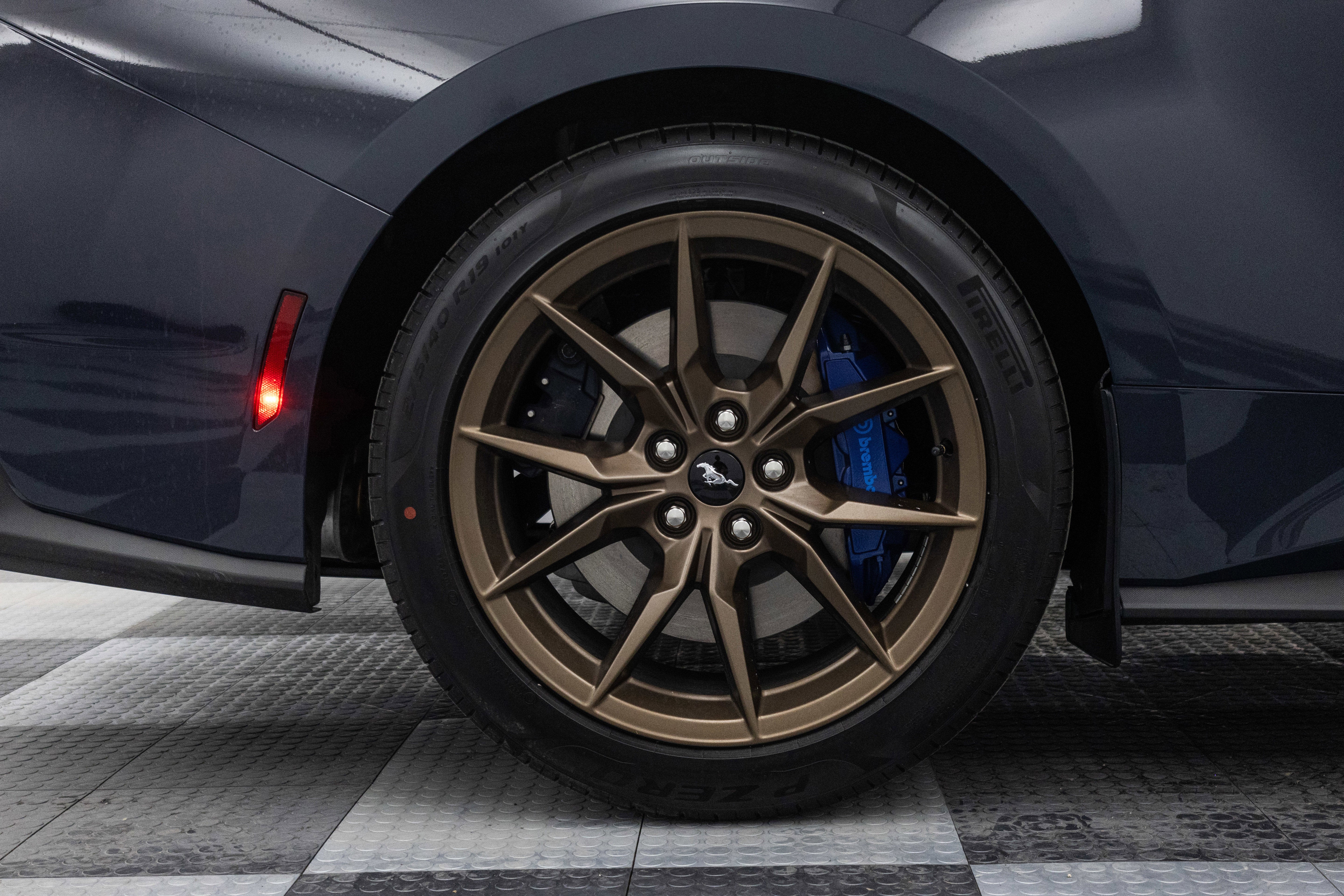 2025 Ford Mustang Dark Horse