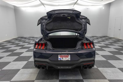 2025 Ford Mustang Dark Horse