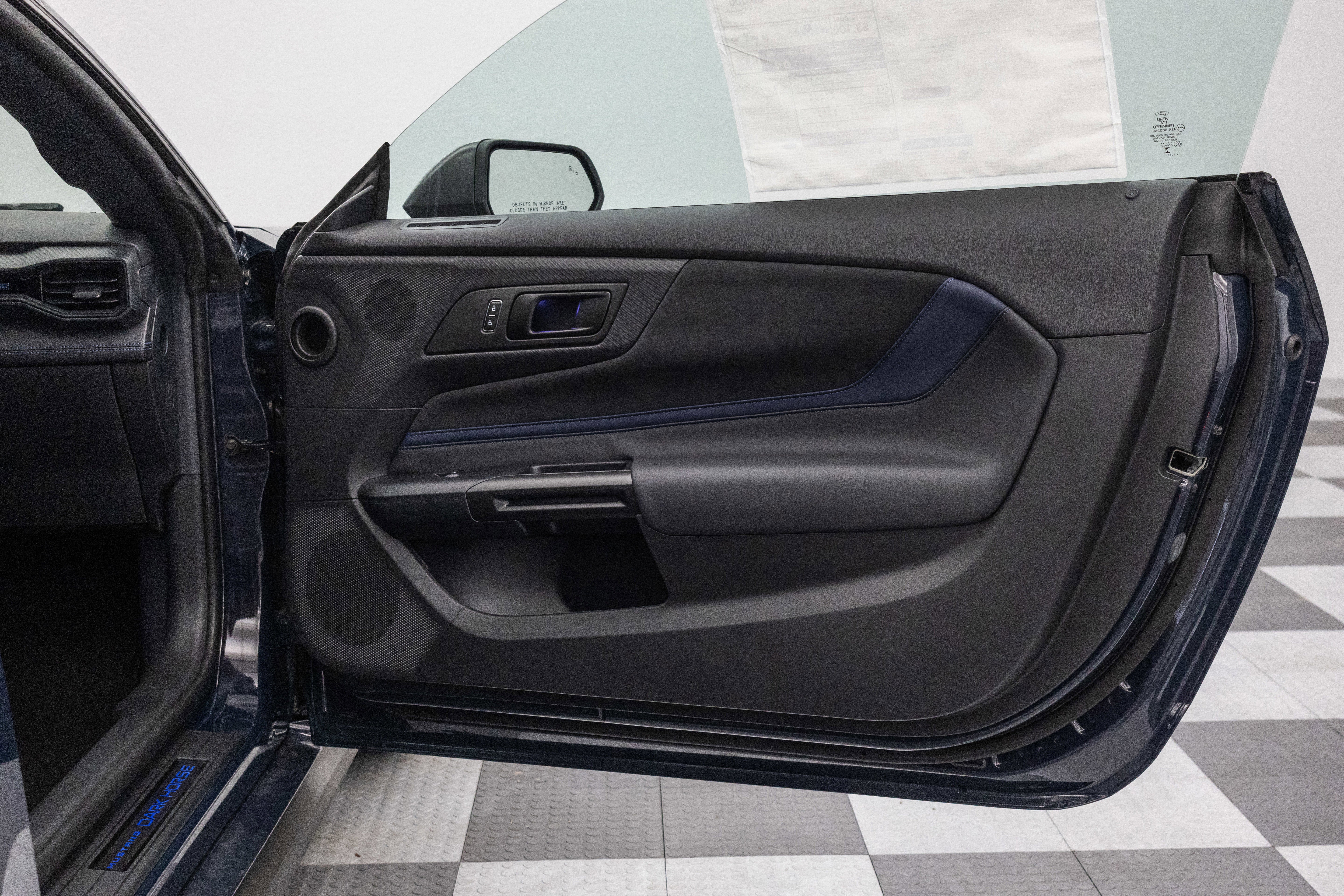 2025 Ford Mustang Dark Horse