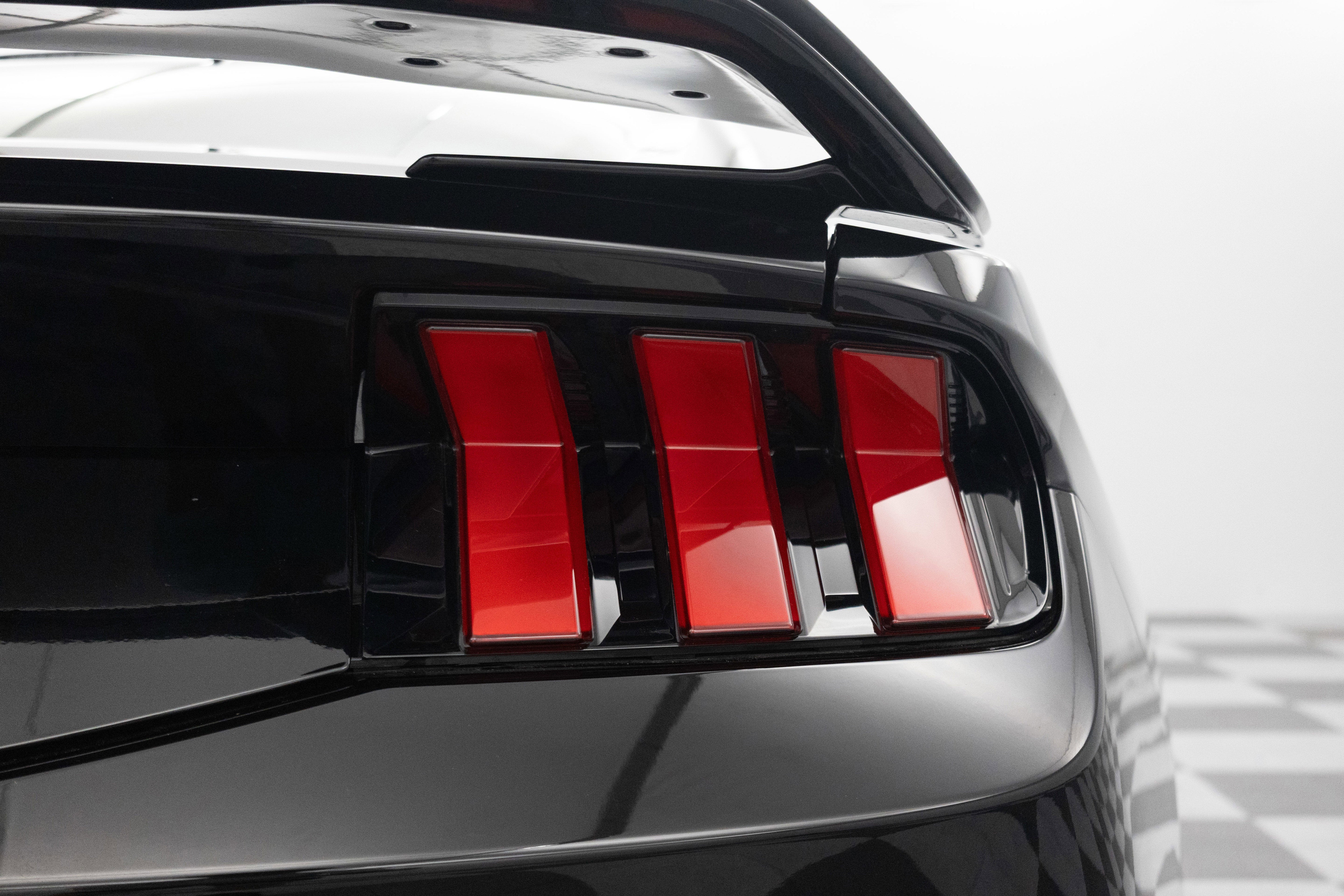 2025 Ford Mustang Dark Horse