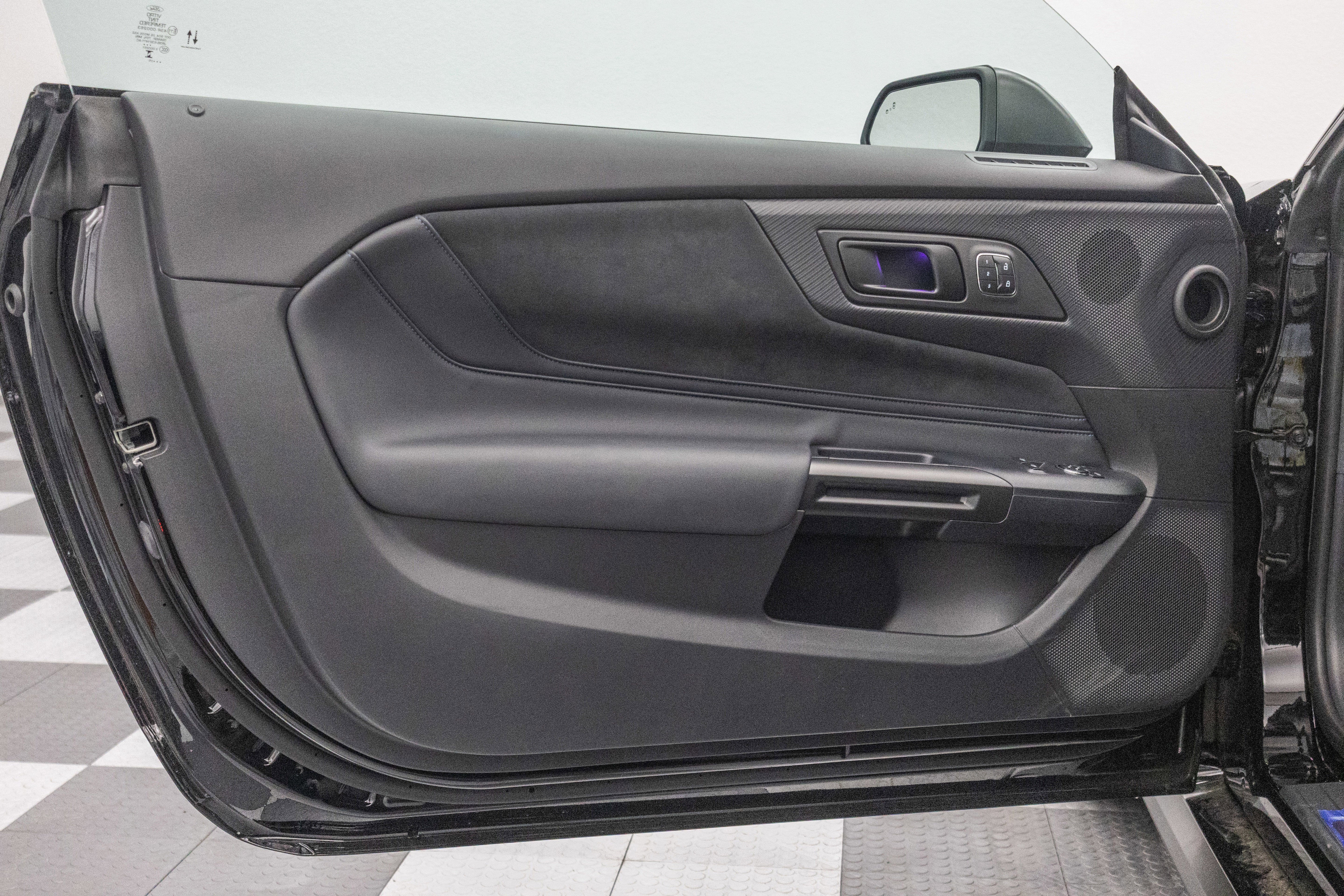 2025 Ford Mustang Dark Horse