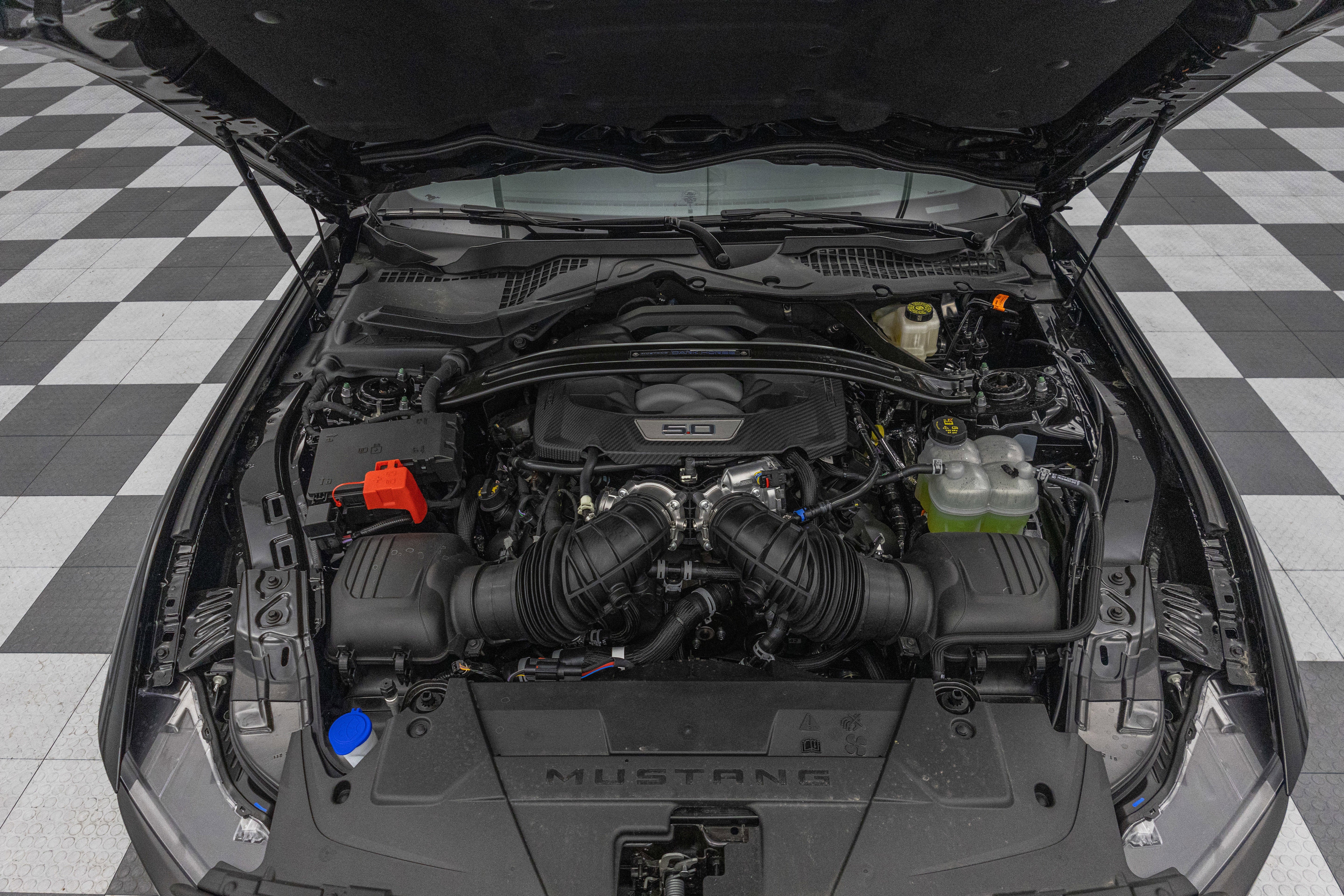 2025 Ford Mustang Dark Horse