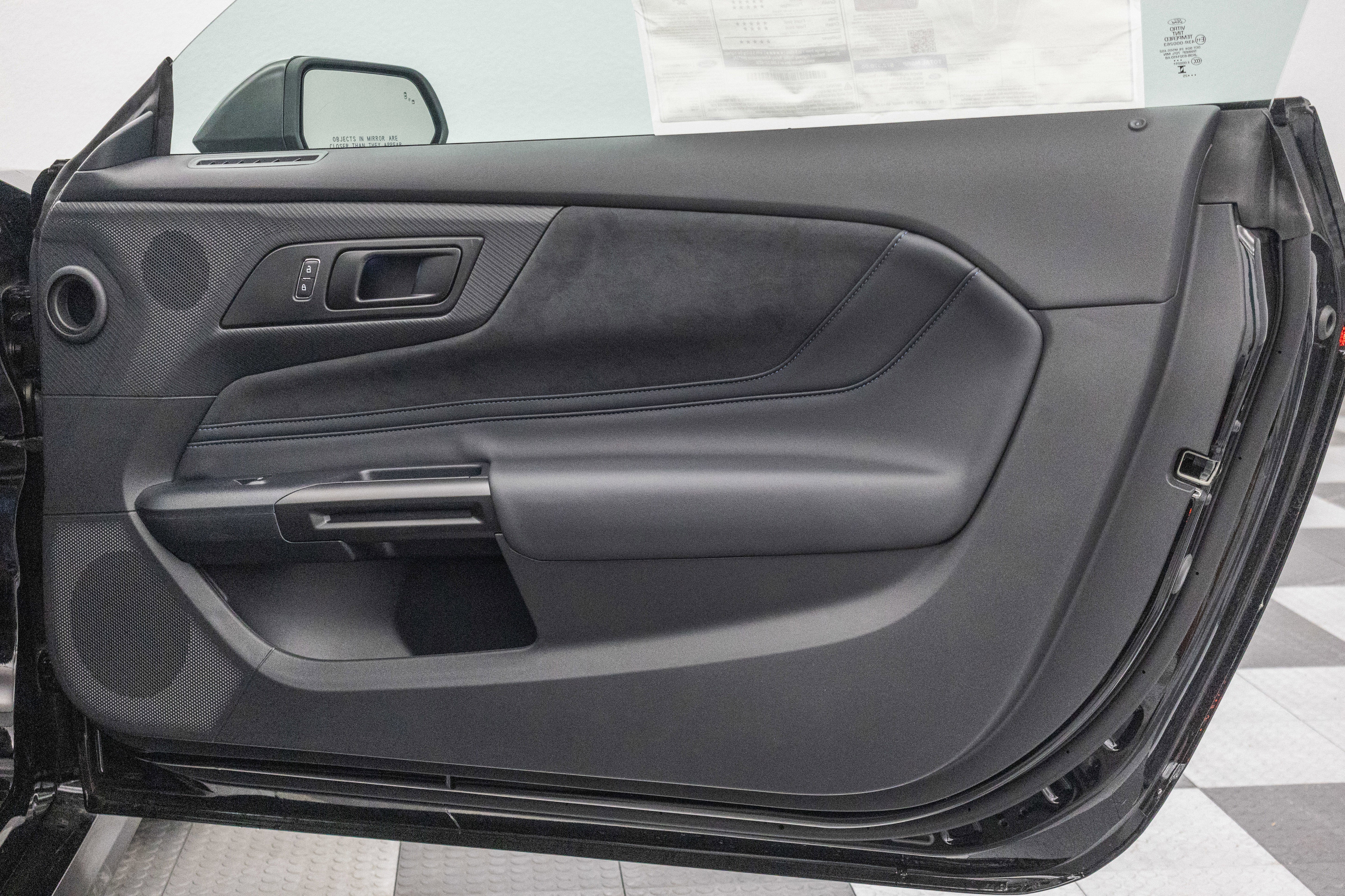 2025 Ford Mustang Dark Horse