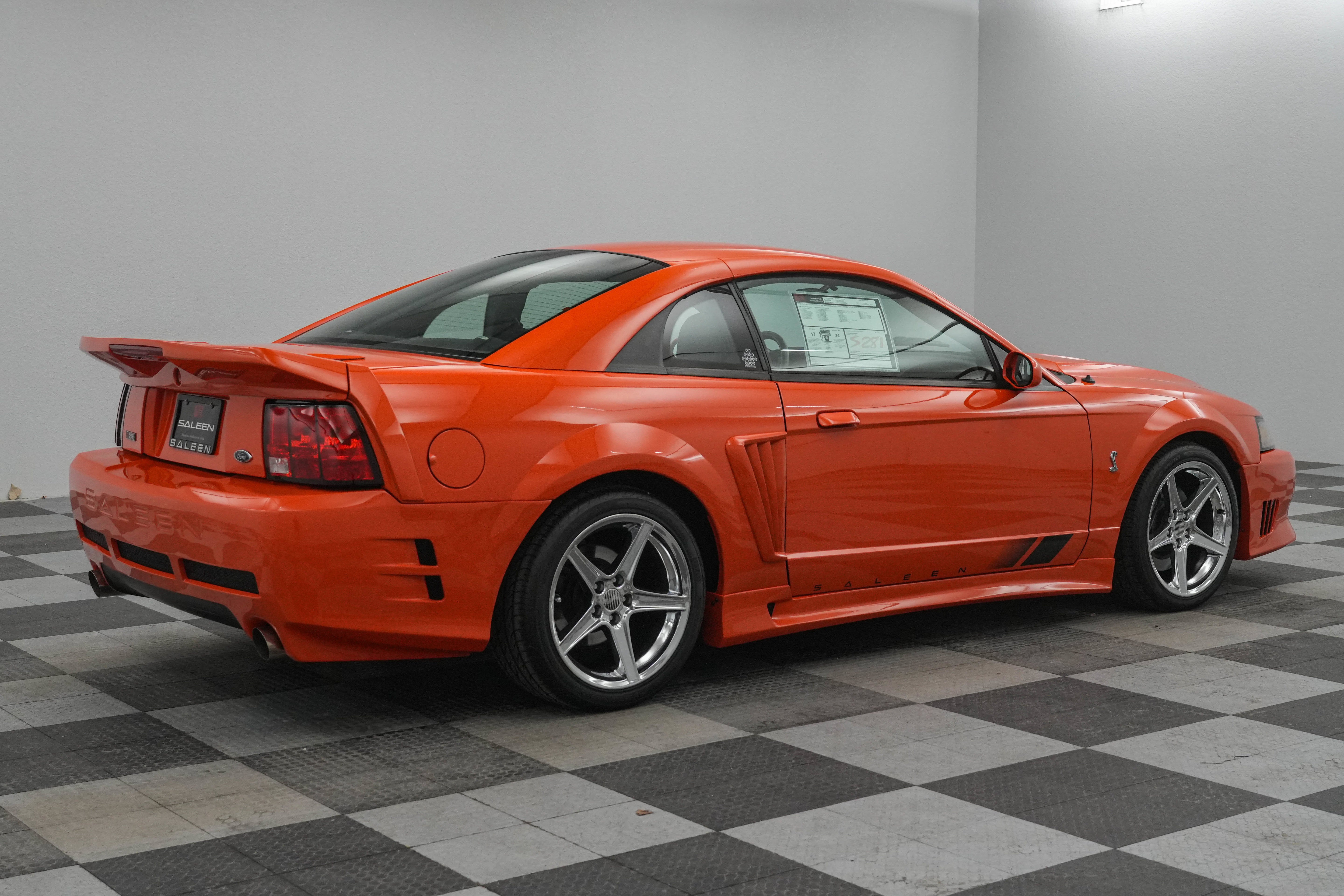 2004 Ford Mustang SVT Cobra