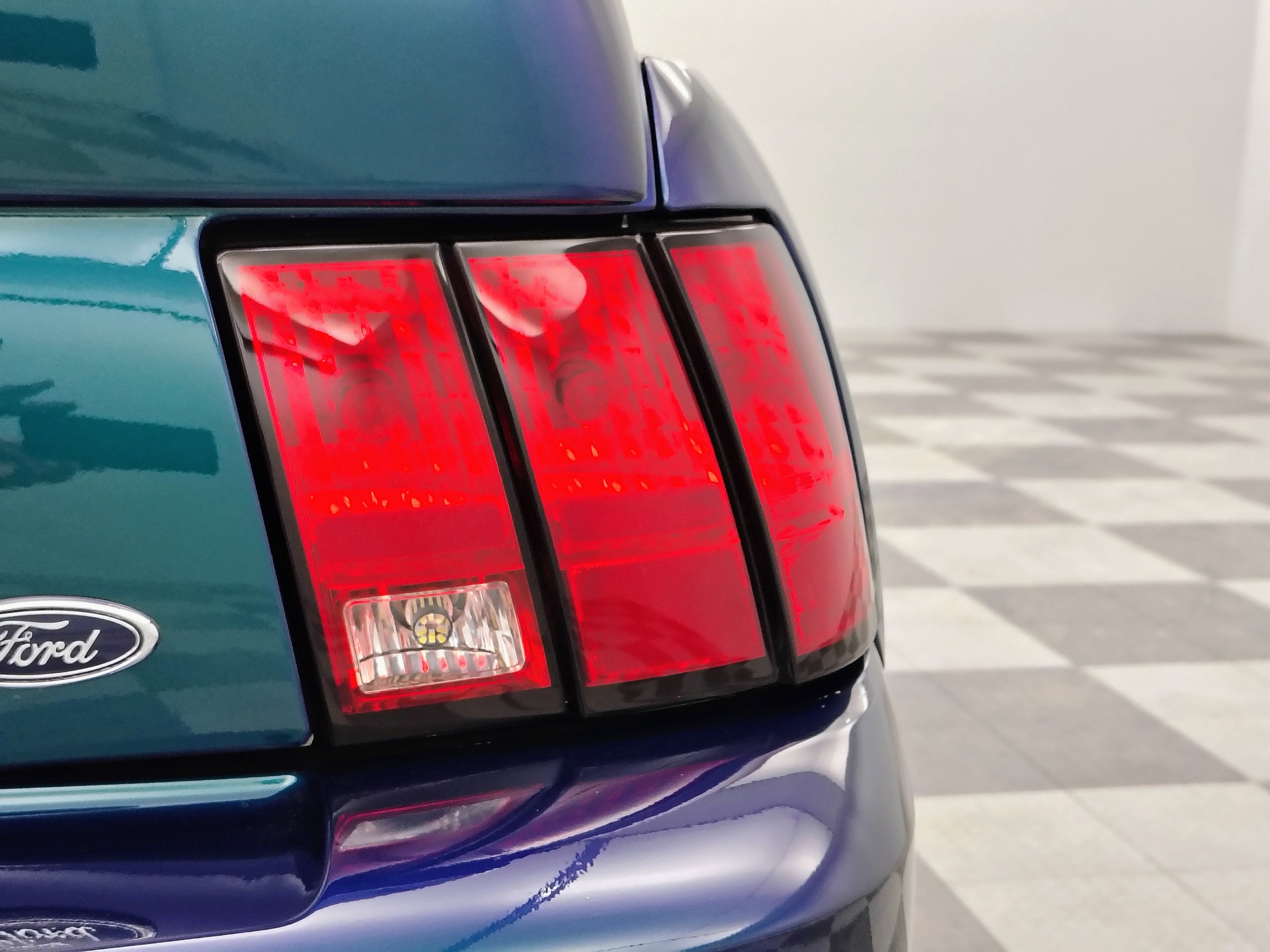 2004 Ford Mustang SVT Cobra