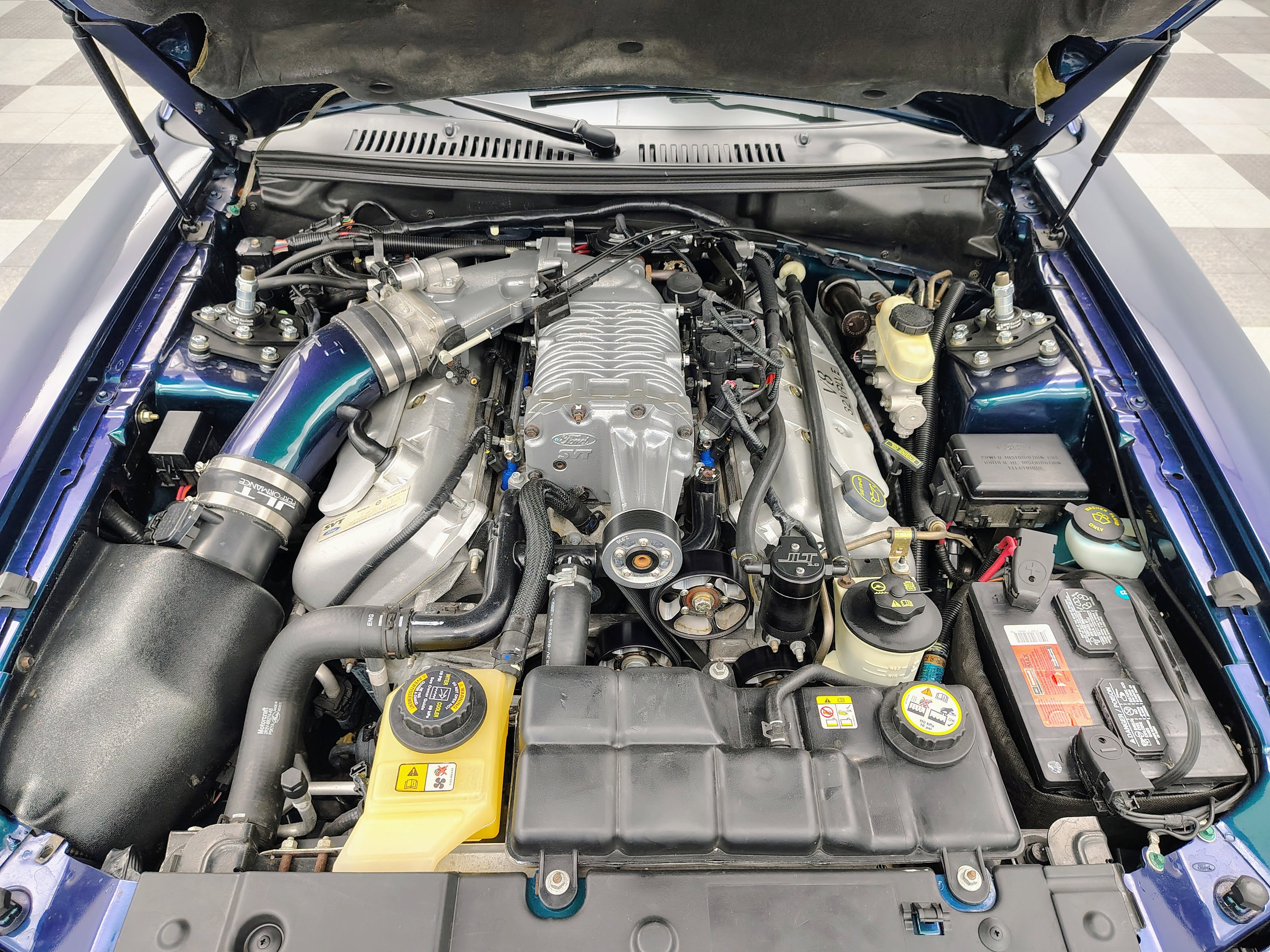 2004 Ford Mustang SVT Cobra