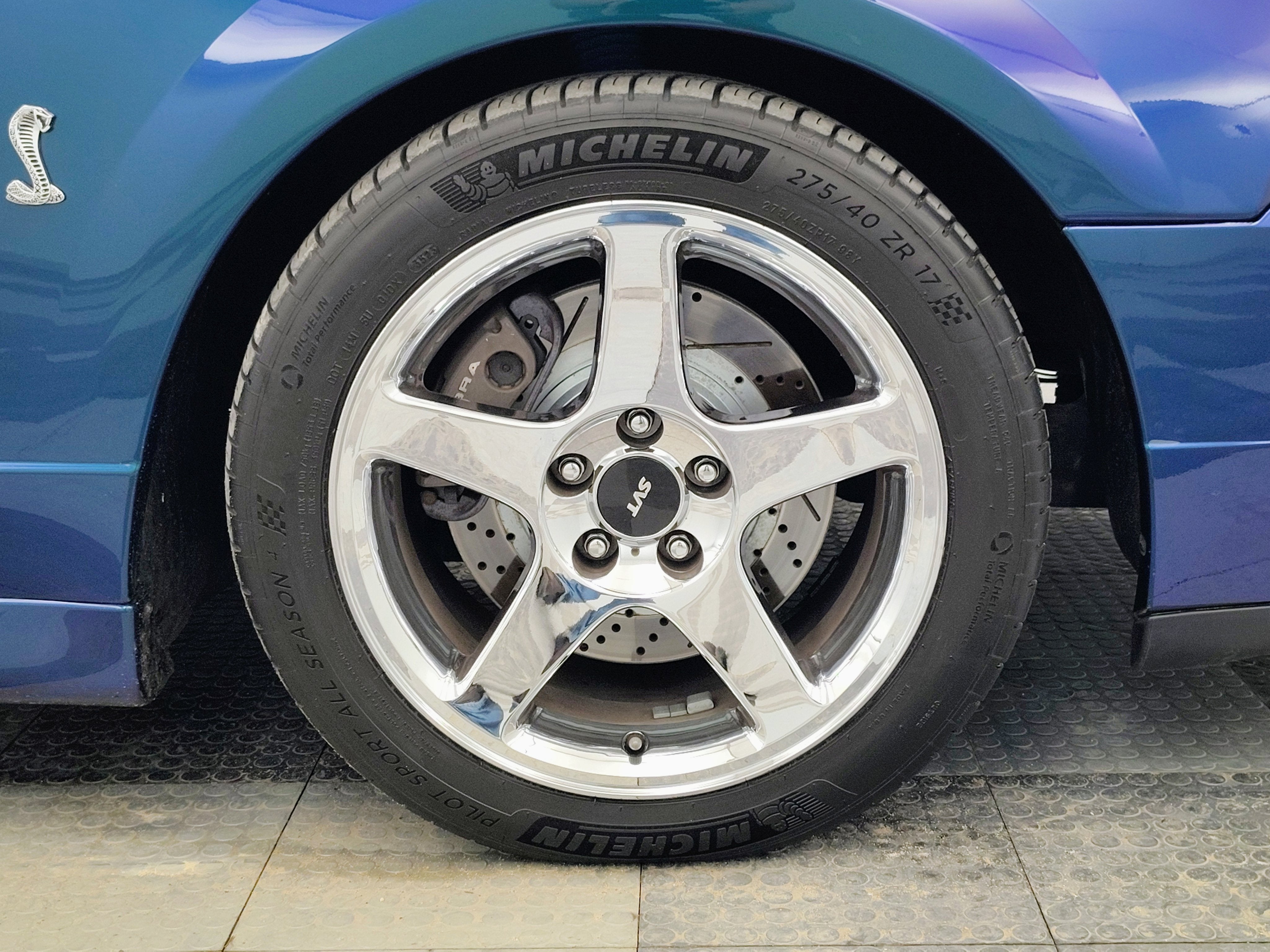 2004 Ford Mustang SVT Cobra