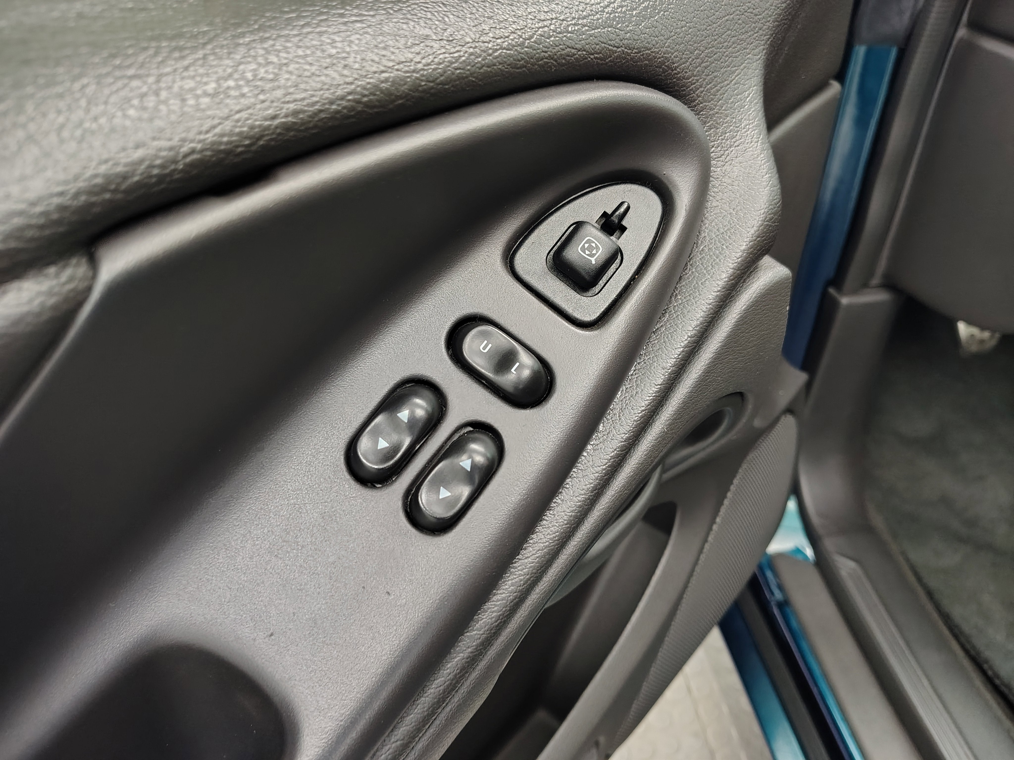 2004 Ford Mustang SVT Cobra