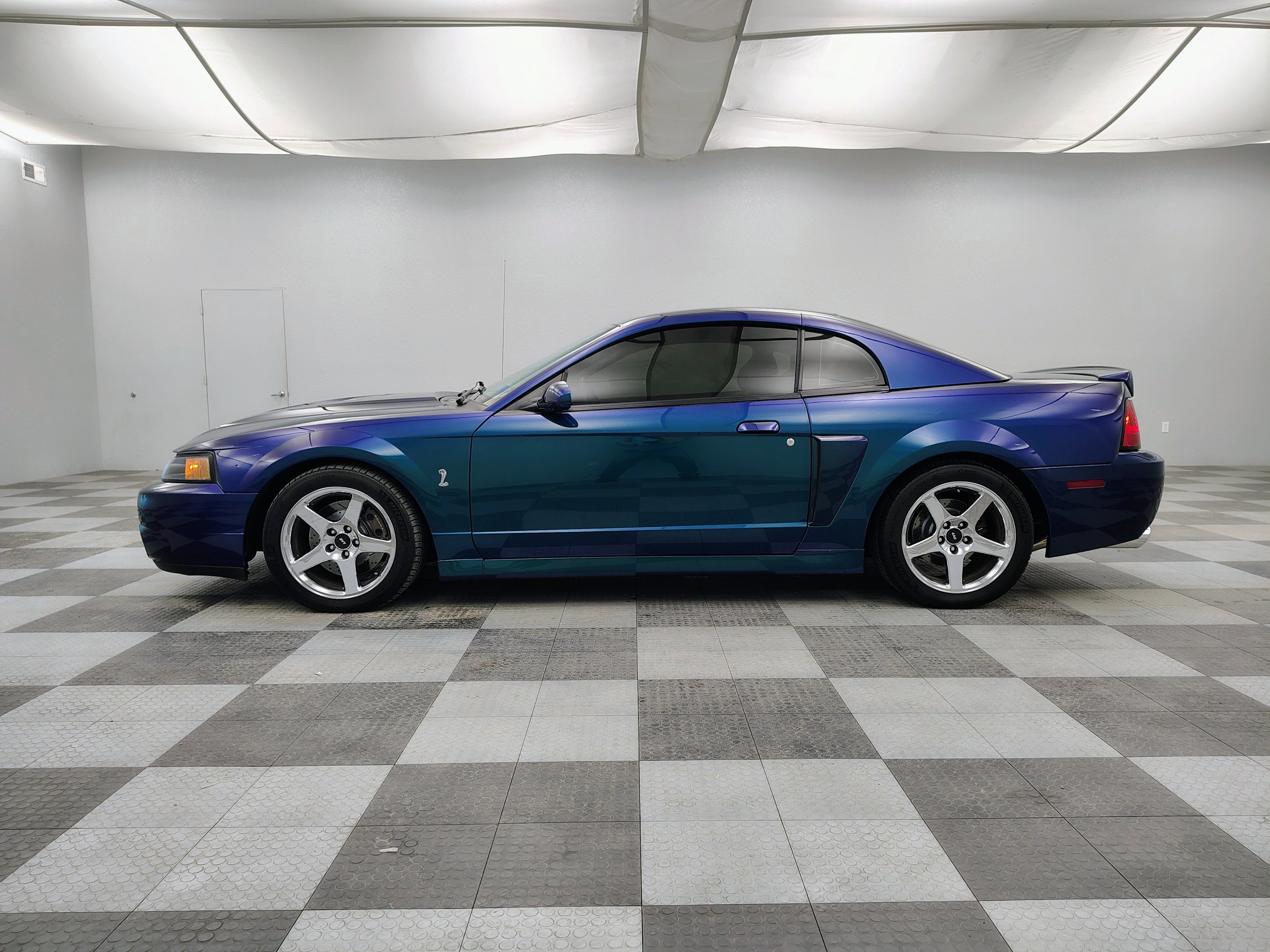 2004 Ford Mustang SVT Cobra