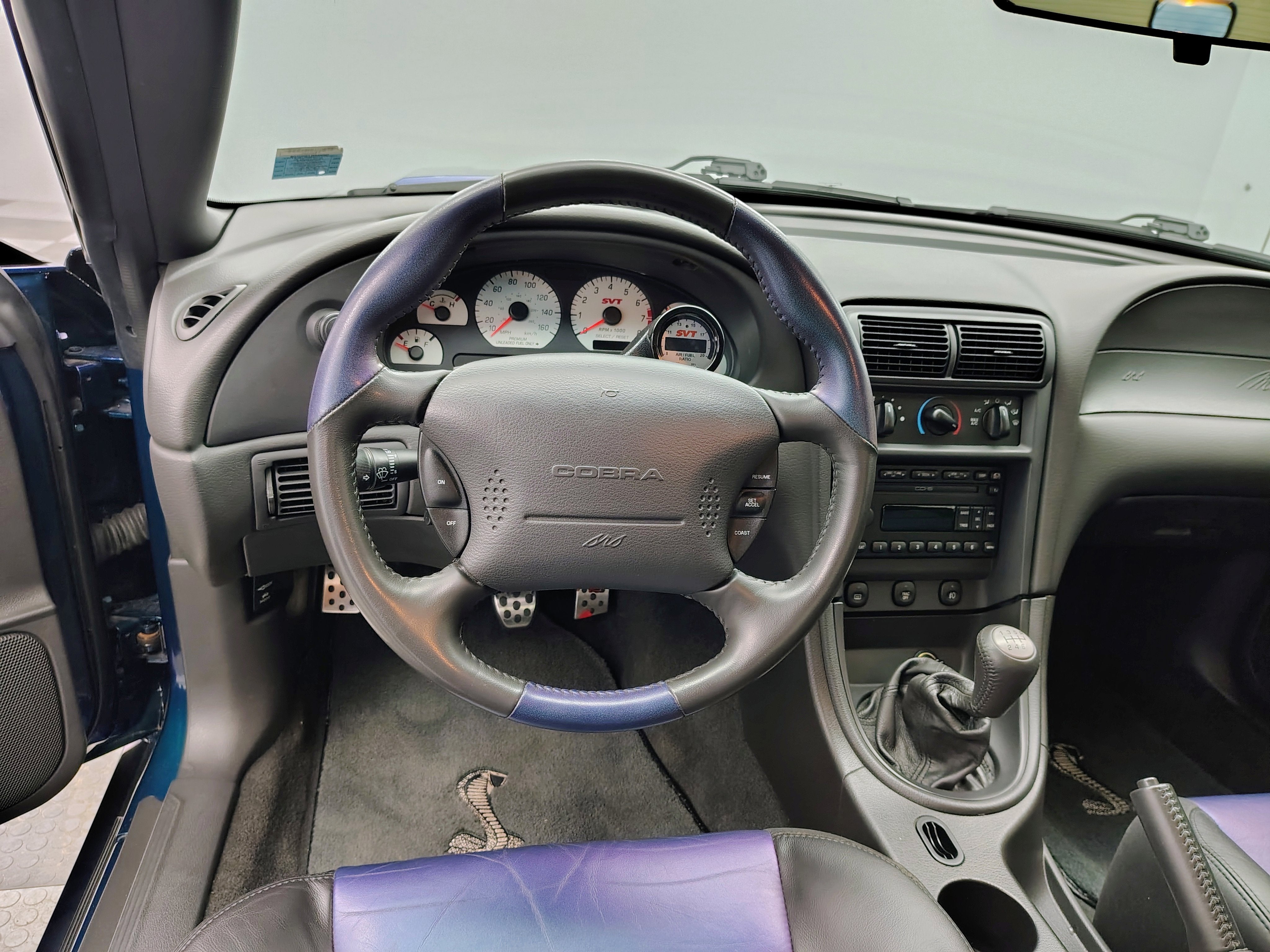 2004 Ford Mustang SVT Cobra