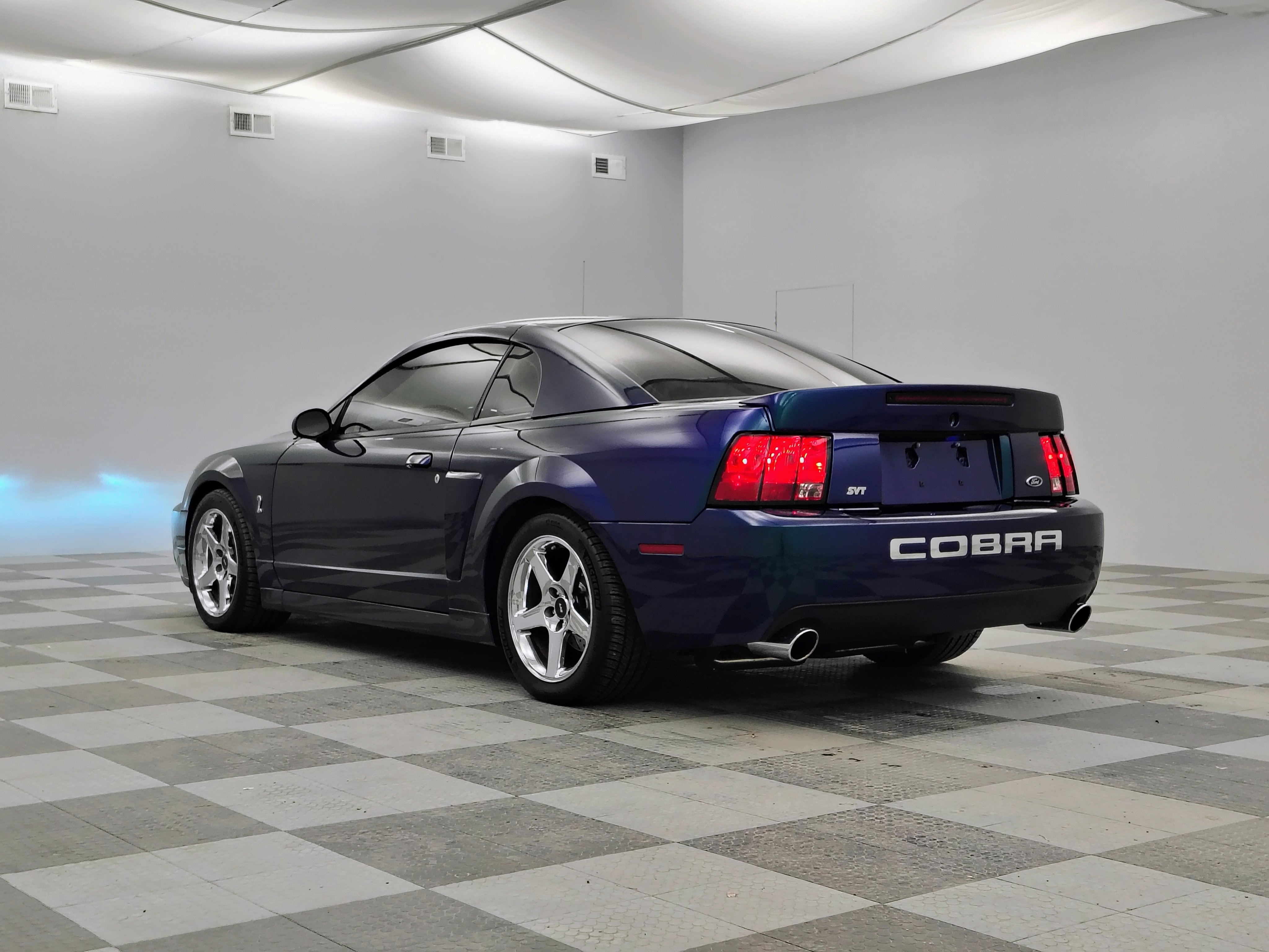 2004 Ford Mustang SVT Cobra