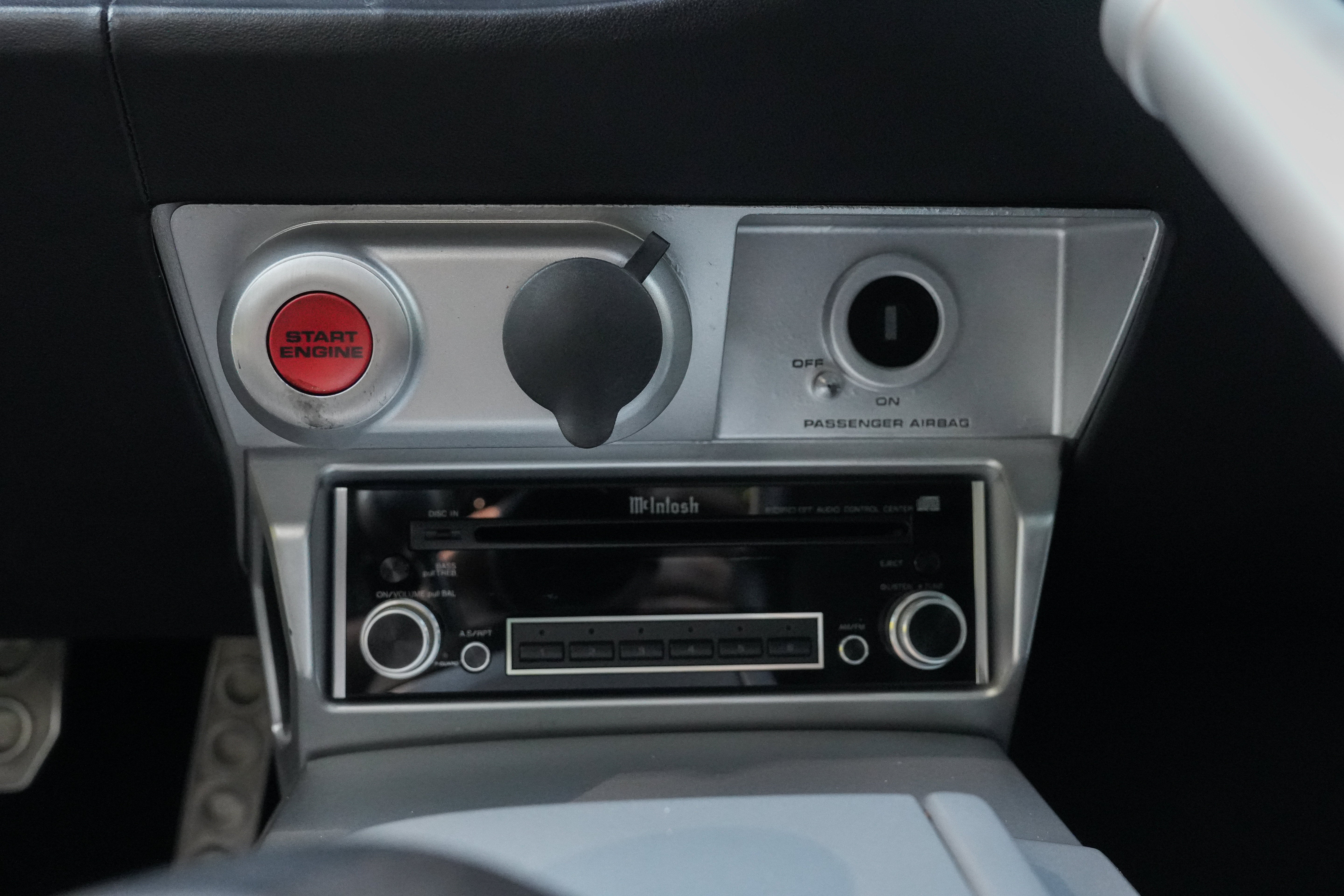 2005 Ford GT Base