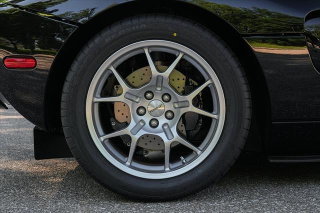 2005 Ford GT Base