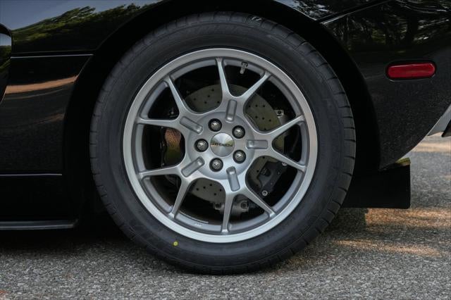 2005 Ford GT Base