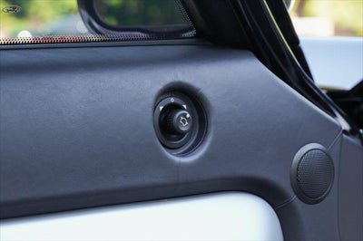 2005 Ford GT Base