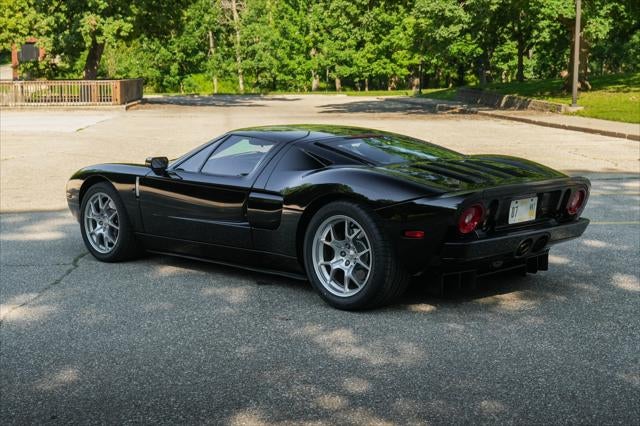 2005 Ford GT Base