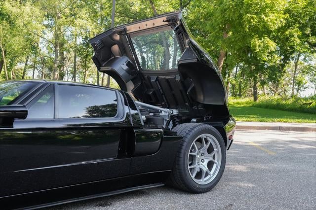2005 Ford GT Base