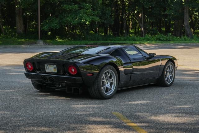 2005 Ford GT Base